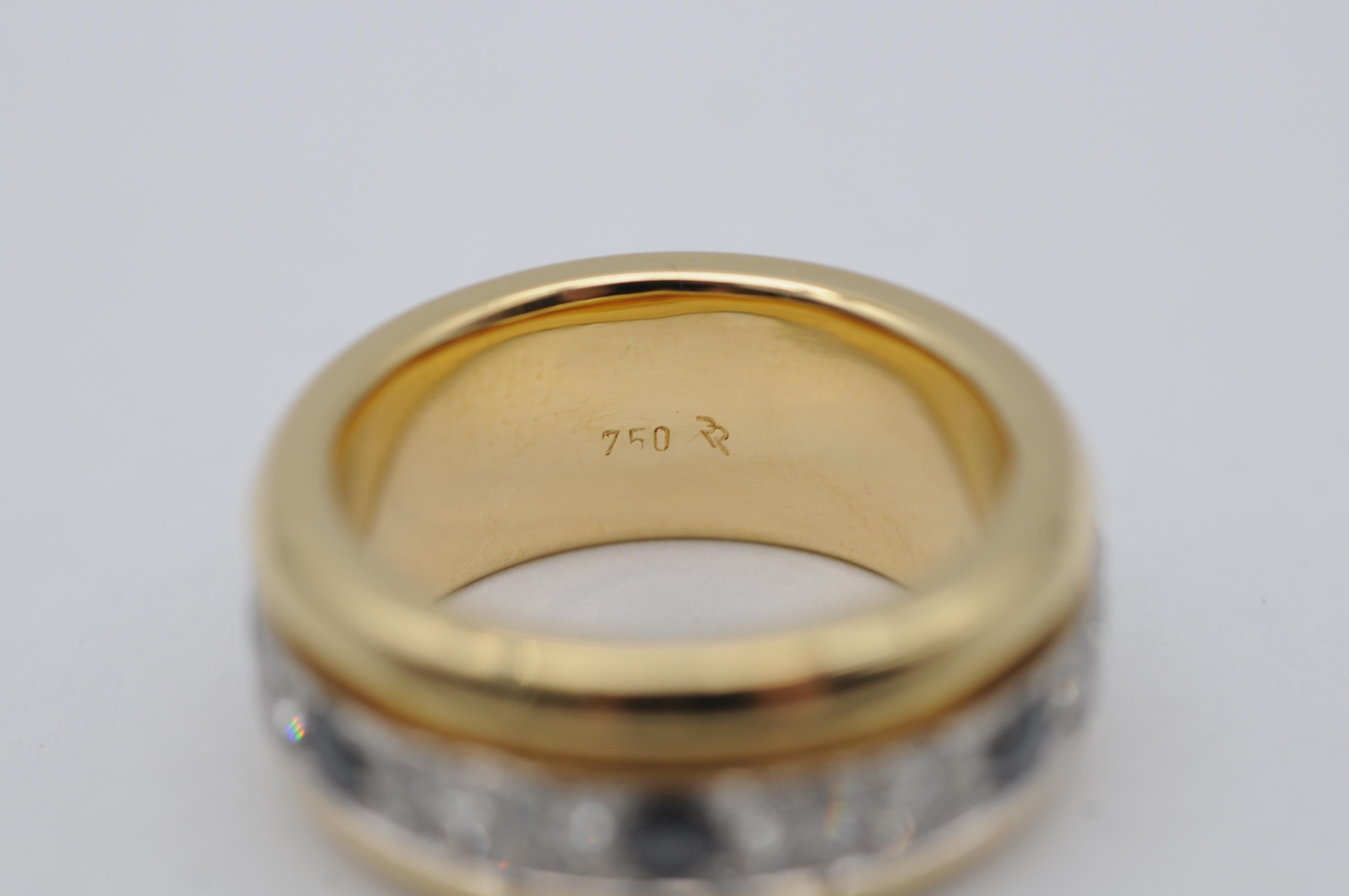 Gold Ring with Rotatable White Gold Band and Black & White Diamonds For Sale 1