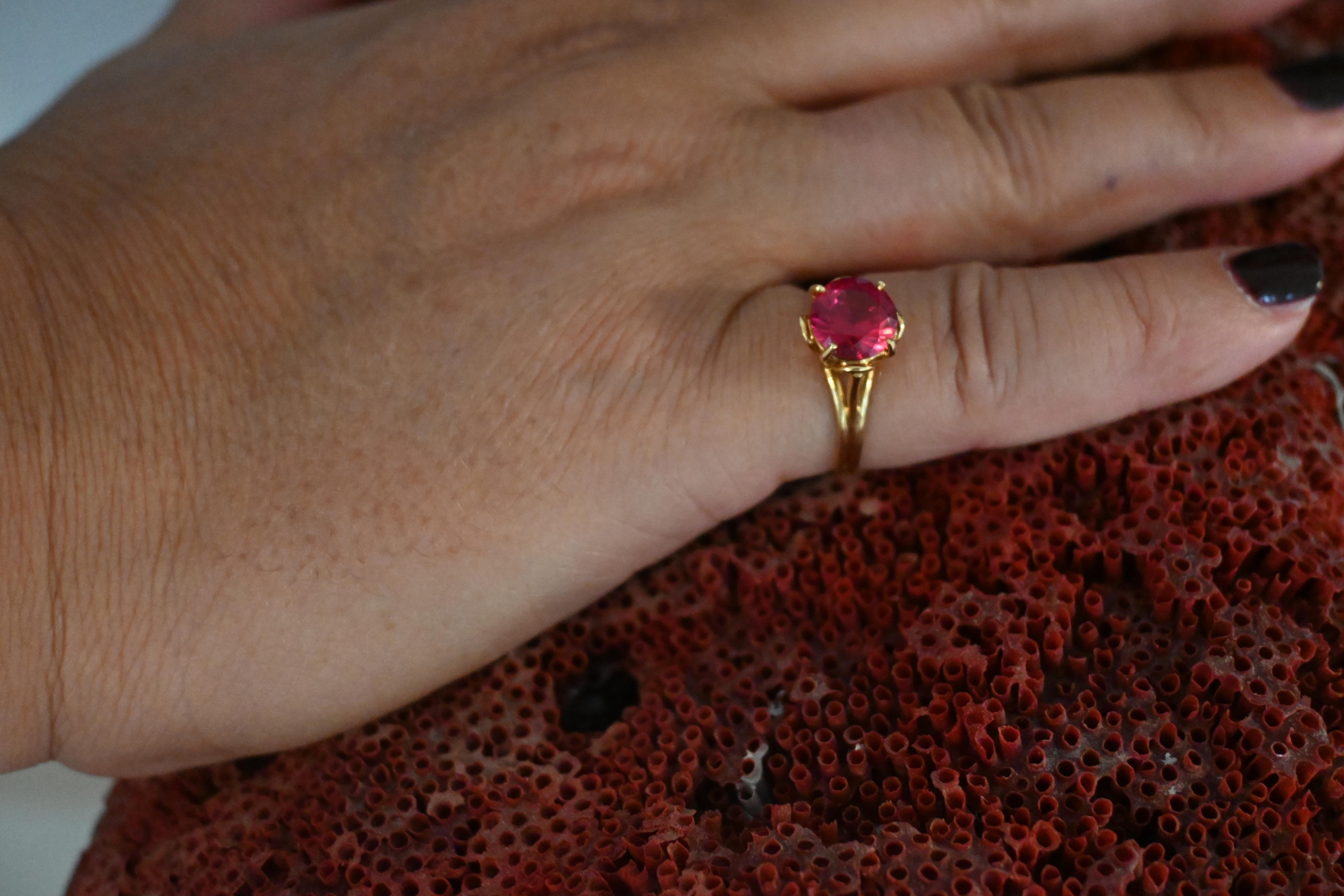 Gold Ring with Rubellite Solitaire For Sale 5