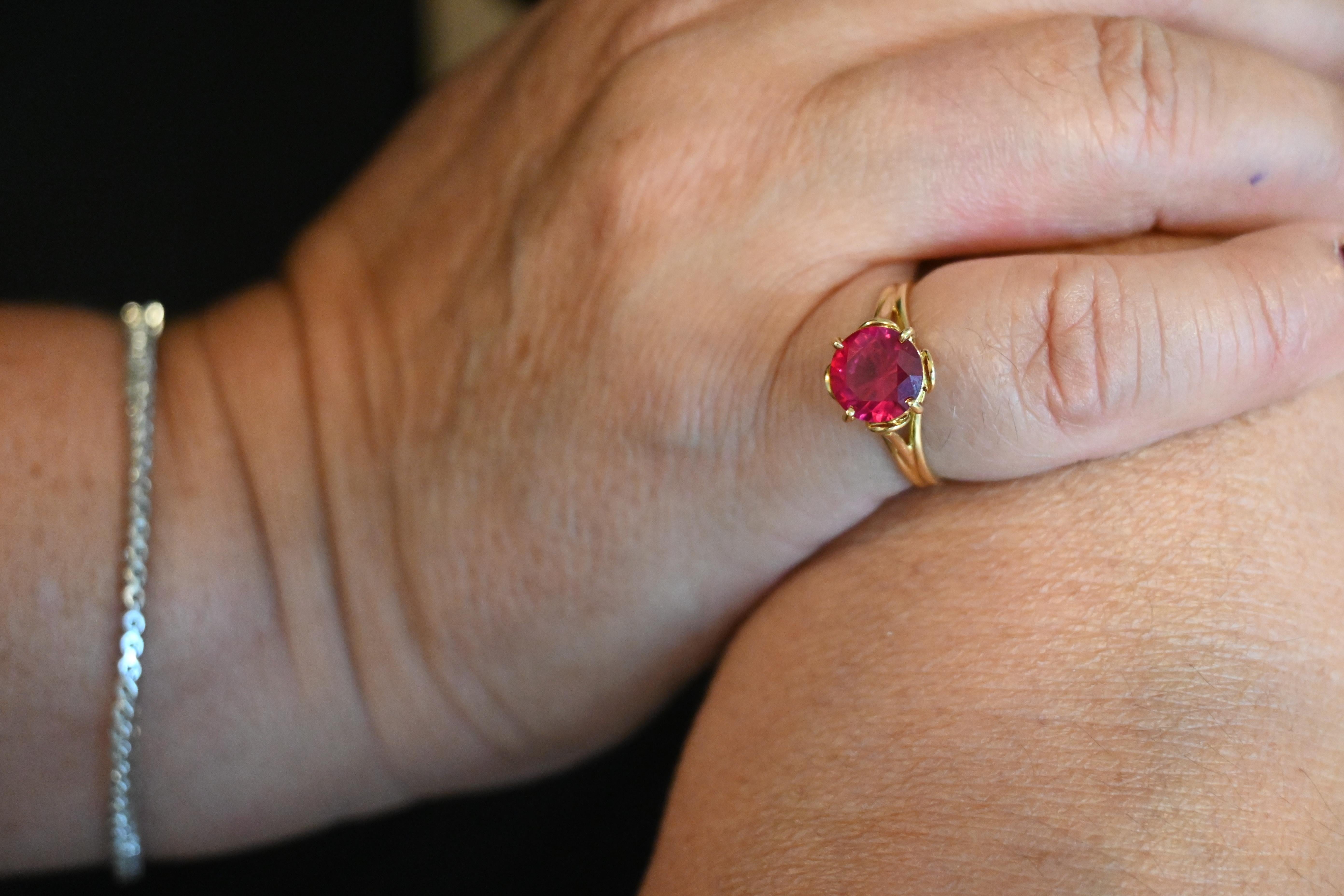 Brilliant Cut Gold Ring with Rubellite Solitaire For Sale