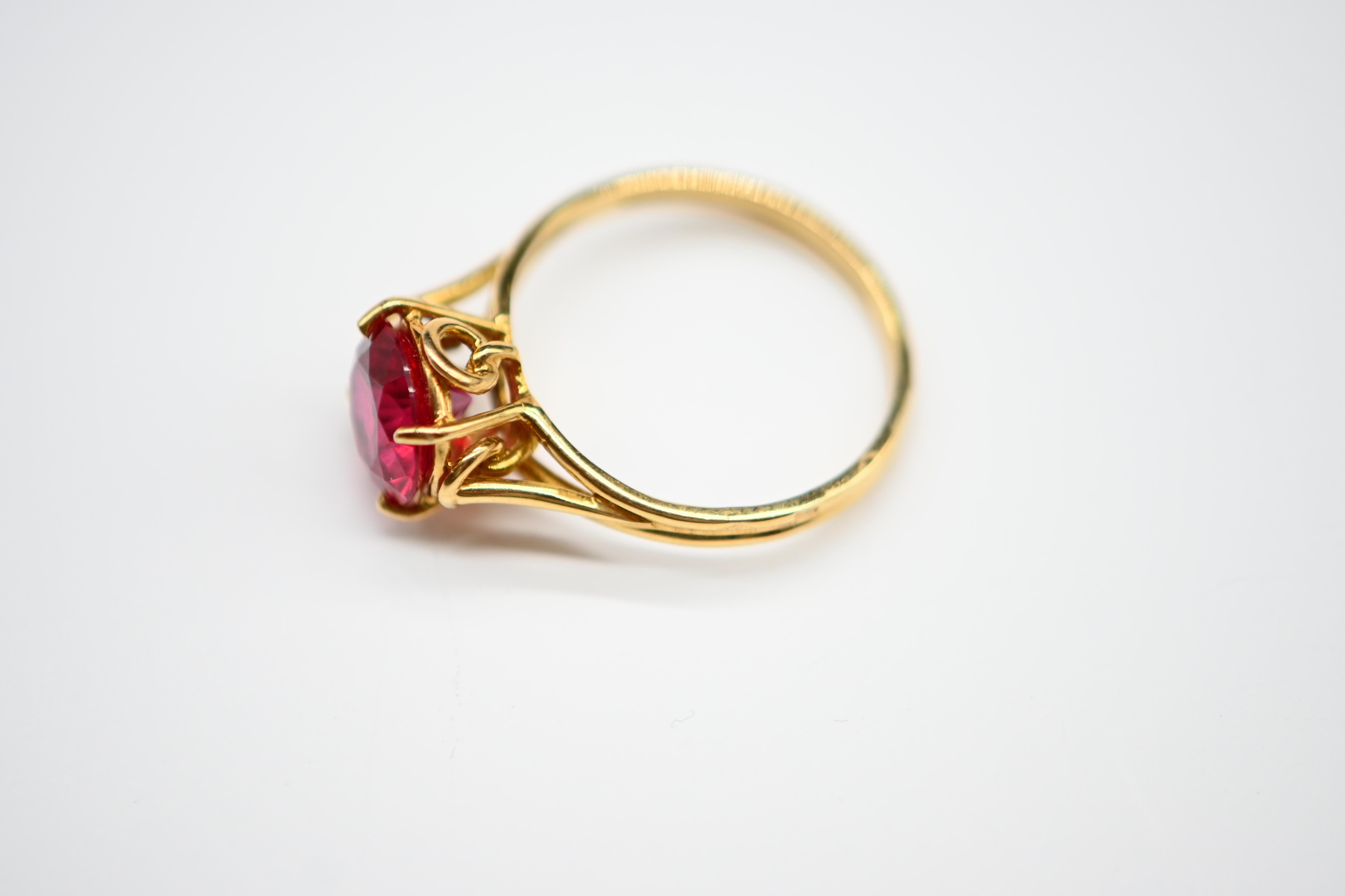 Women's or Men's Gold Ring with Rubellite Solitaire For Sale