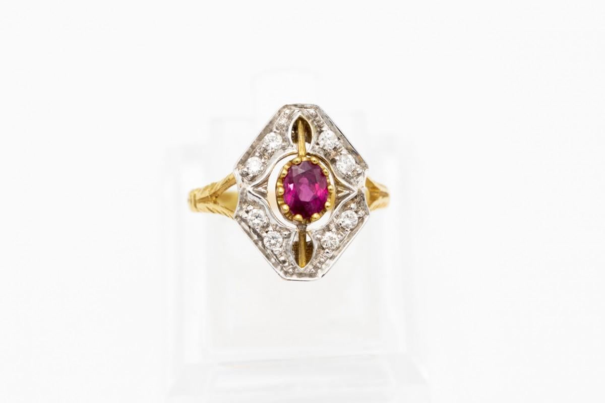 Gold ring with ruby and diamonds, mid 20th century. 1