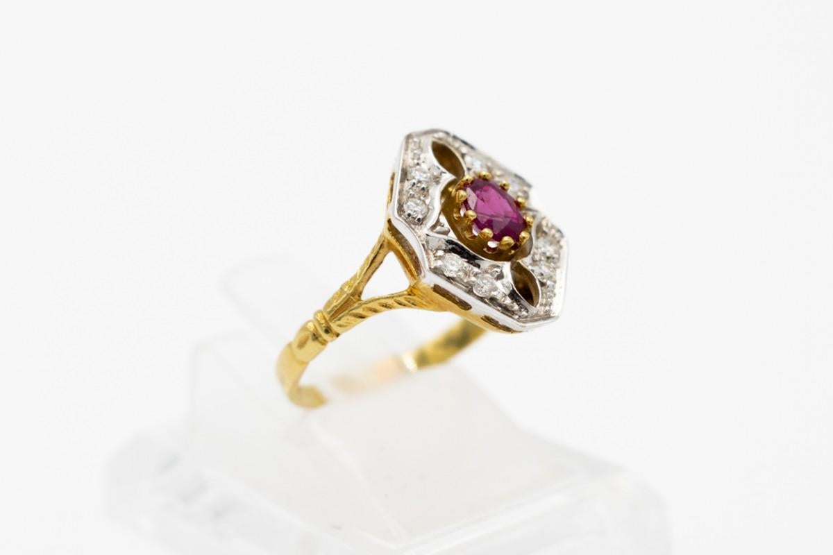Gold ring with ruby and diamonds, mid 20th century. 2