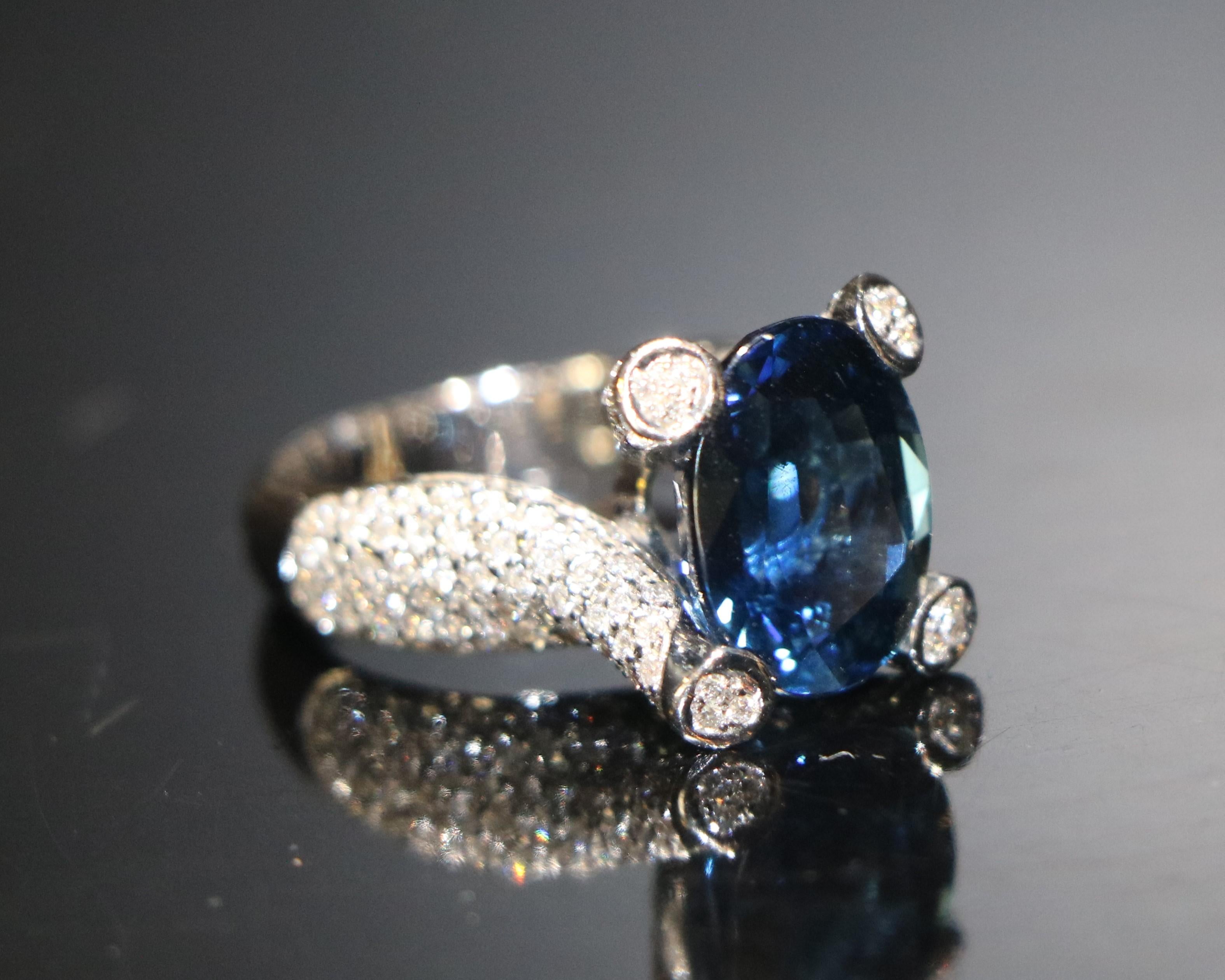 De las mujeres Anillo de oro con piedra de zafiro de la marca italiana Paolo Piovan Gioielli en venta