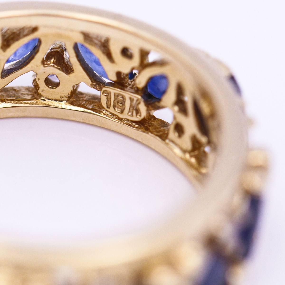 Brilliant Cut Gold Ring with Sapphires and Diamonds For Sale