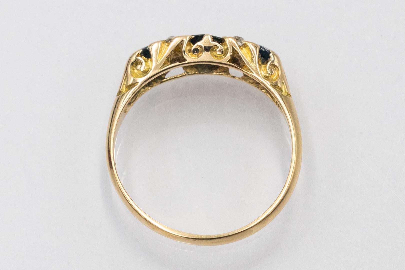 Anello in oro con zaffiri e diamanti, Gran Bretagna, 1931. in vendita 1