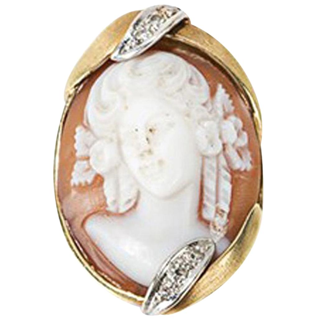 Gold Ring with Shell Cameo and Diamonds, Late 19th Century For Sale