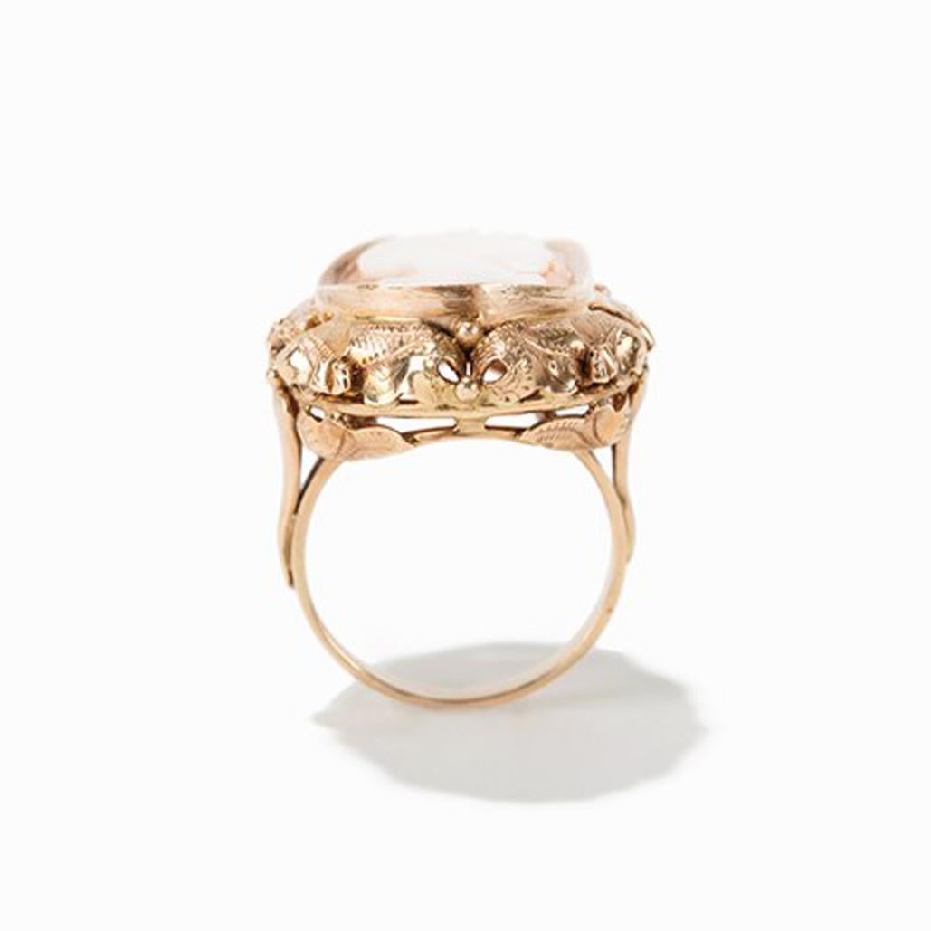 gold cameo ring