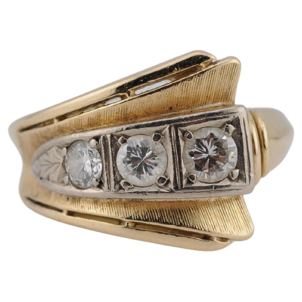 Gold Ring with Three Brilliant-Cut Diamonds – approx. 0.80 ct total
