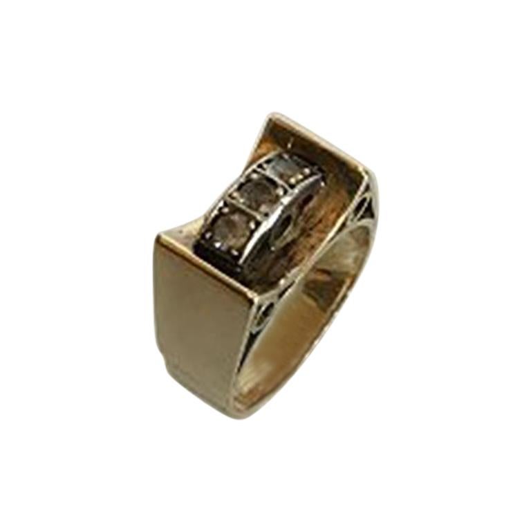 Gold Ring with Three Brilliants 14 Karat For Sale
