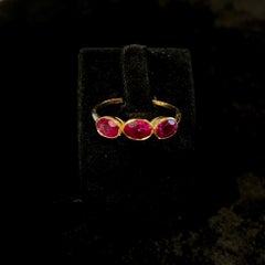 Gold Ring with Three Rubies, Approx. 1.56 Carats, Portuguese Mark “Veado”, 800‰