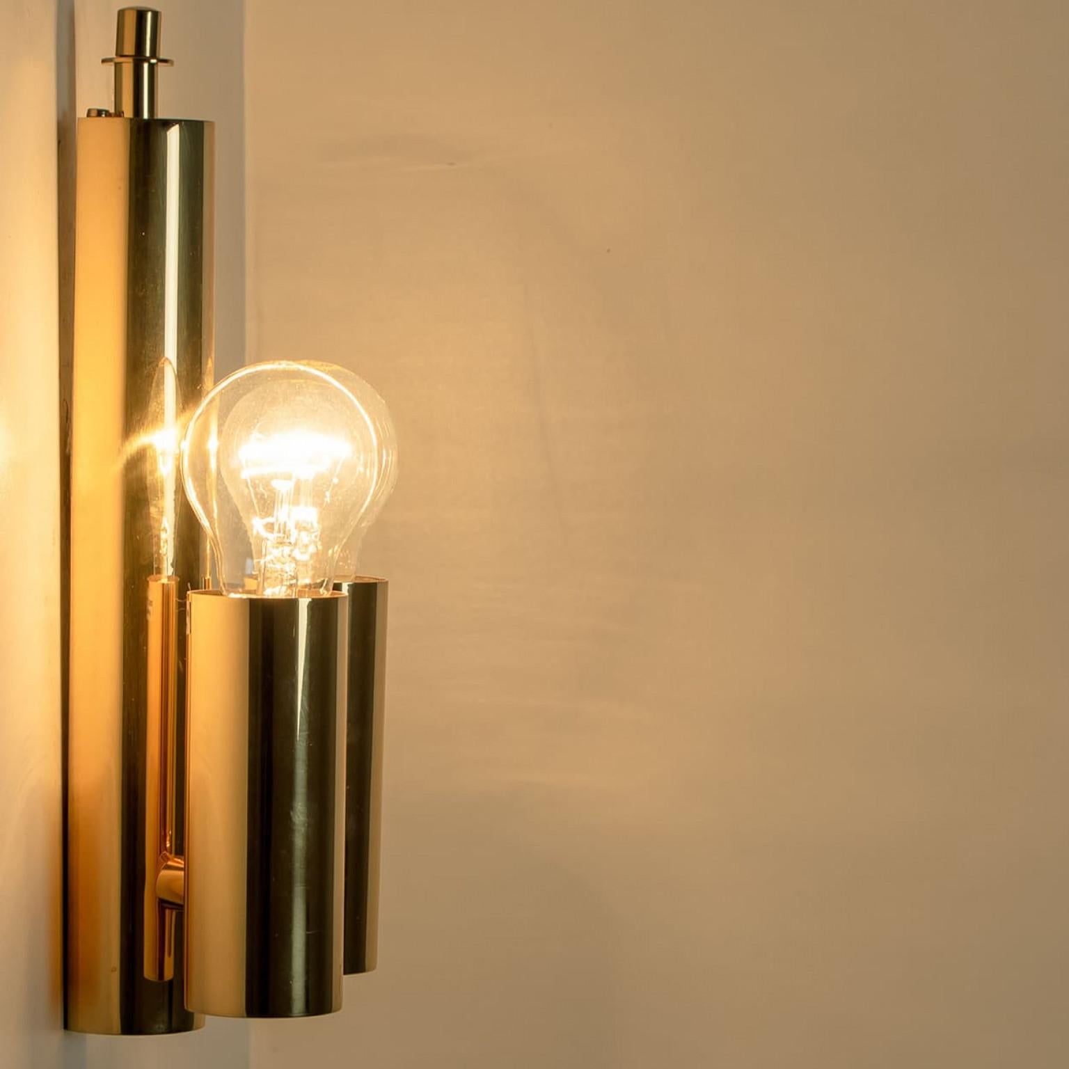 Gold Rod Glass and Brass Wall Sconce in Style of Sciolari, 1960 For Sale 3
