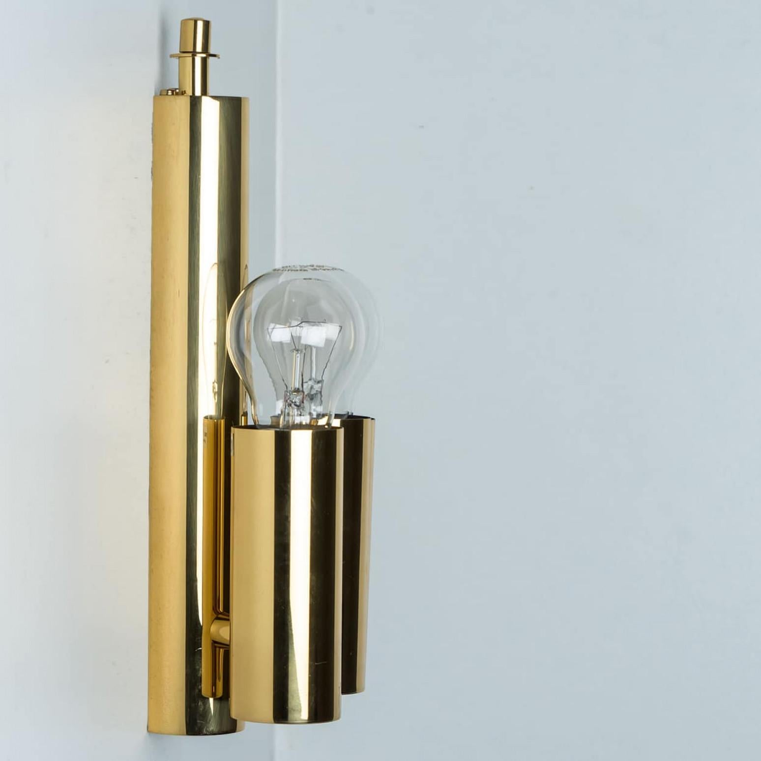Gold Rod Glass and Brass Wall Sconce in Style of Sciolari, 1960 en vente 4