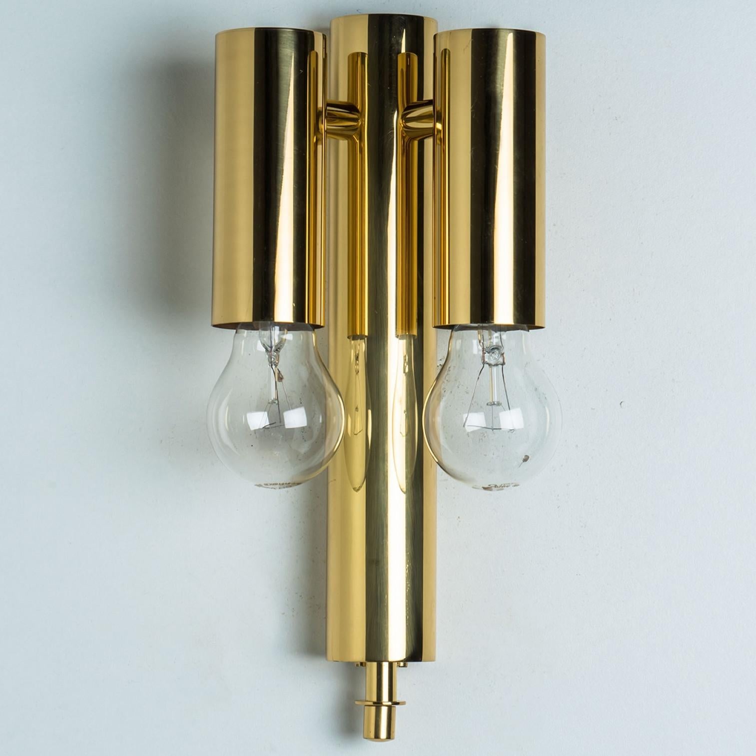 Gold Rod Glass and Brass Wall Sconce in Style of Sciolari, 1960 For Sale 8