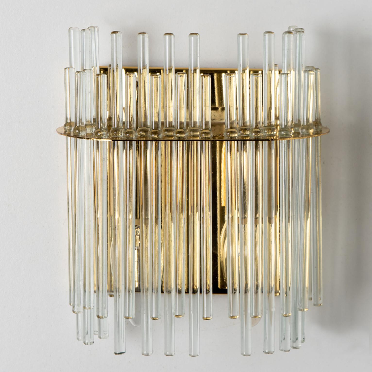 Mid-20th Century Gold Rod Glass and Clear Brass Wall Sconce, Sciolari, 1960 For Sale