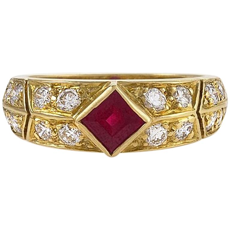 Van Cleef & Arpels Ruby and Diamond Ring 