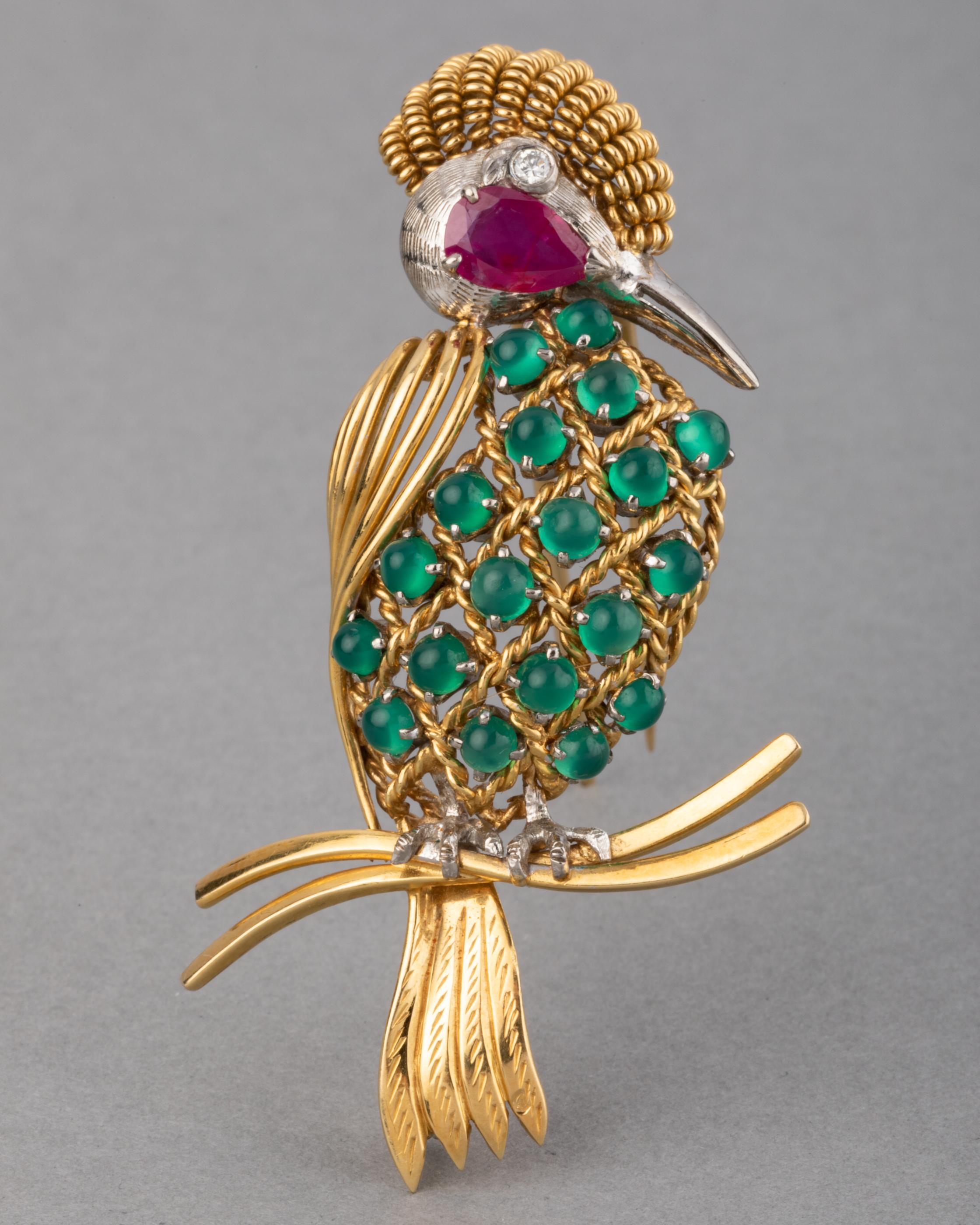 Gold Ruby Diamonds and Chrysoprase  Vintage Bird Brooch

Very beautiful brooch, European made circa 1960. Hallmarks for gold 750 (750 and French mark: the owl).
Craft in yellow gold 18k, diamonds, Chrysoprase cabochons (Green Agate), and Ruby for