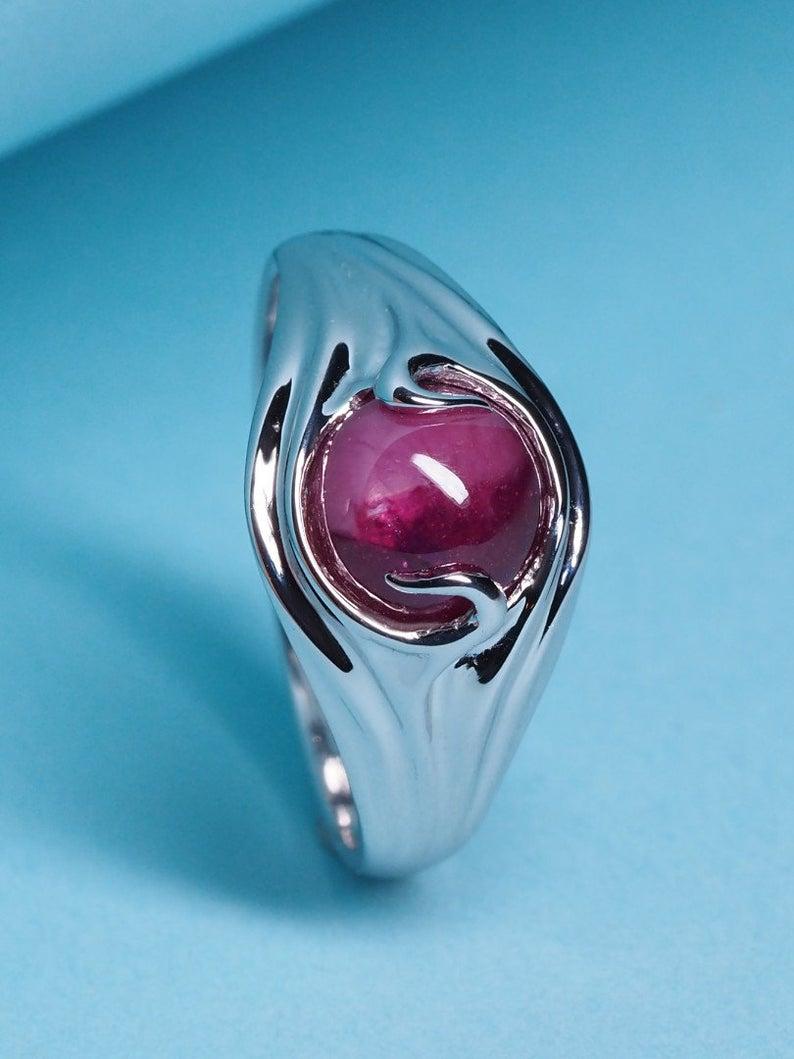 Art Nouveau Gold Ruby Ring 2.10 Cts Natural Bicolor Red Ruby Engagement Ring For Sale