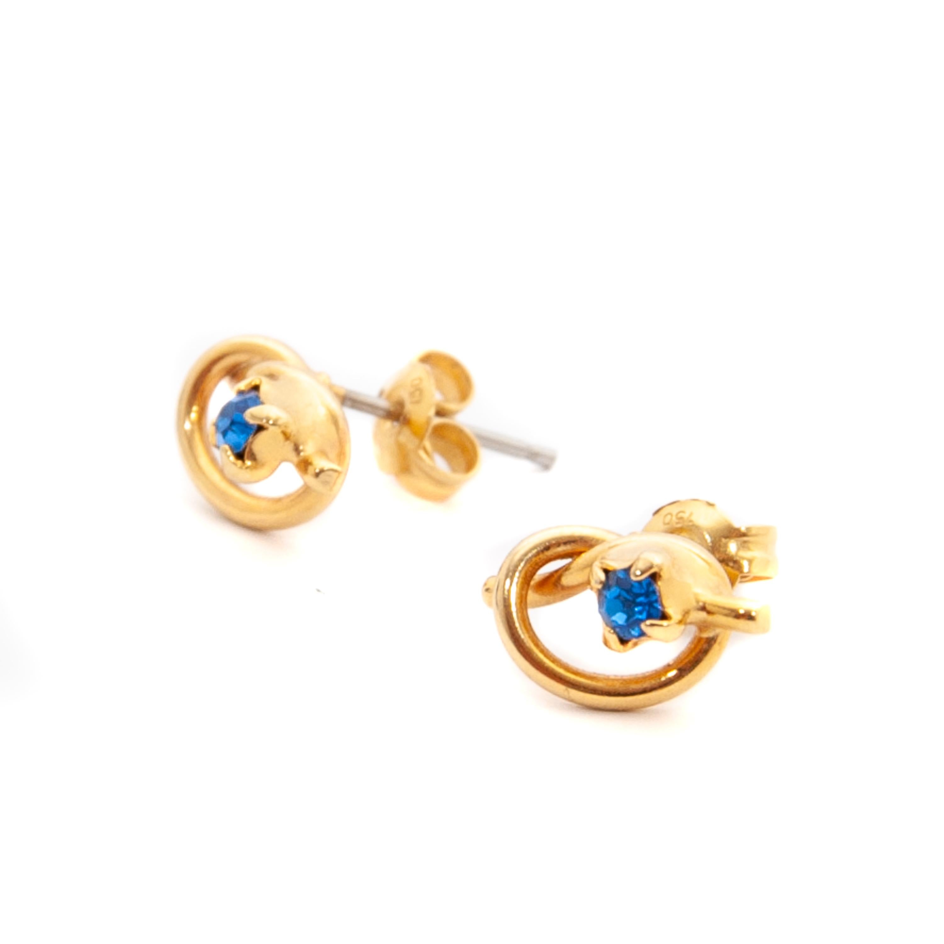 Contemporary Vintage Sapphire 18 Karat Gold Love Knot Stud Earrings For Sale