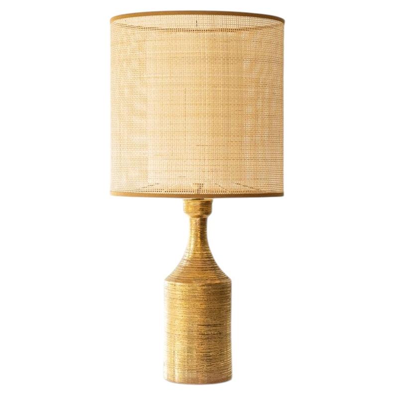 Gold Scratched FLoor Table Lamp Italy 1960, Custom Lampshade by R. Houben For Sale
