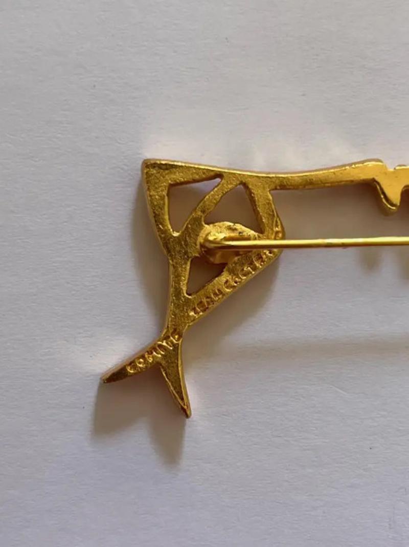 Gold Side Profile of Fisherman inspired by Jean Cocteau In Excellent Condition For Sale In PARIS, FR