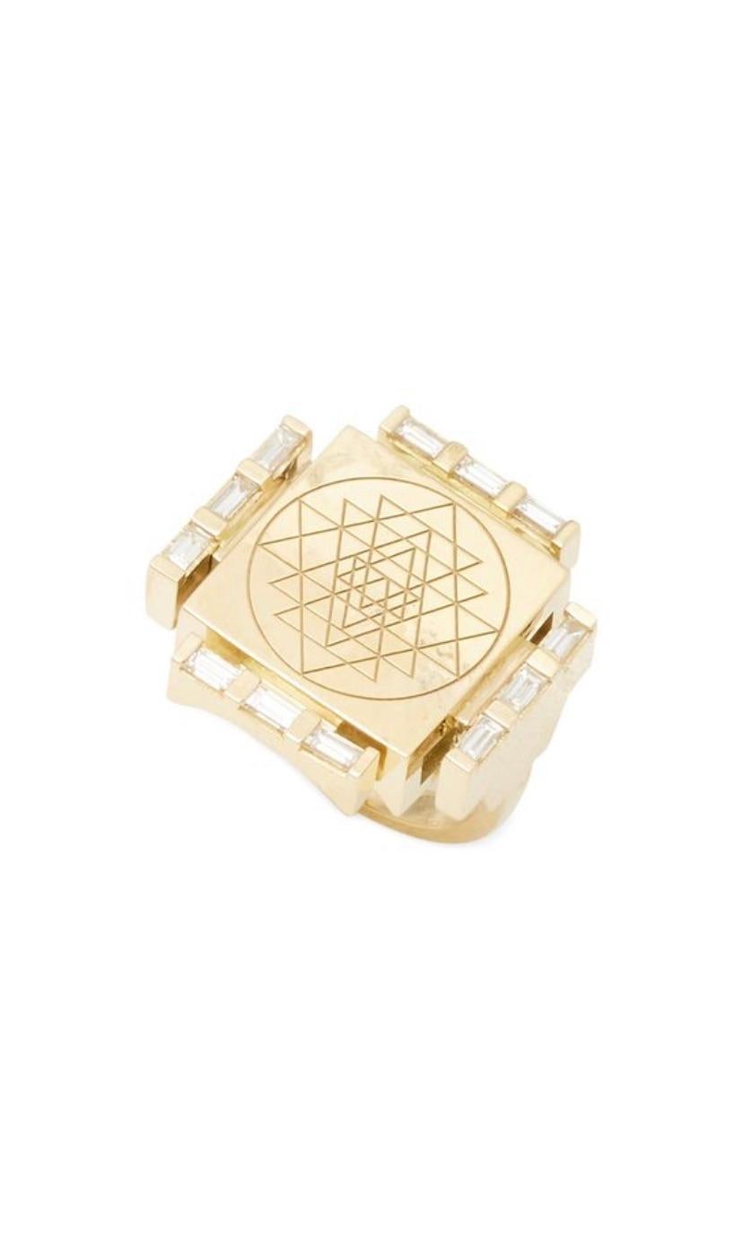 This ARK Fine Jewelry square signet pinky Ring is a signature Ring in the Gateways Collection. 
The Engraved Manifestation Ring has a Sri Yantra engraving and imprint inside the ring for manifestation. It is 18K Solid Yellow Gold with Diamond