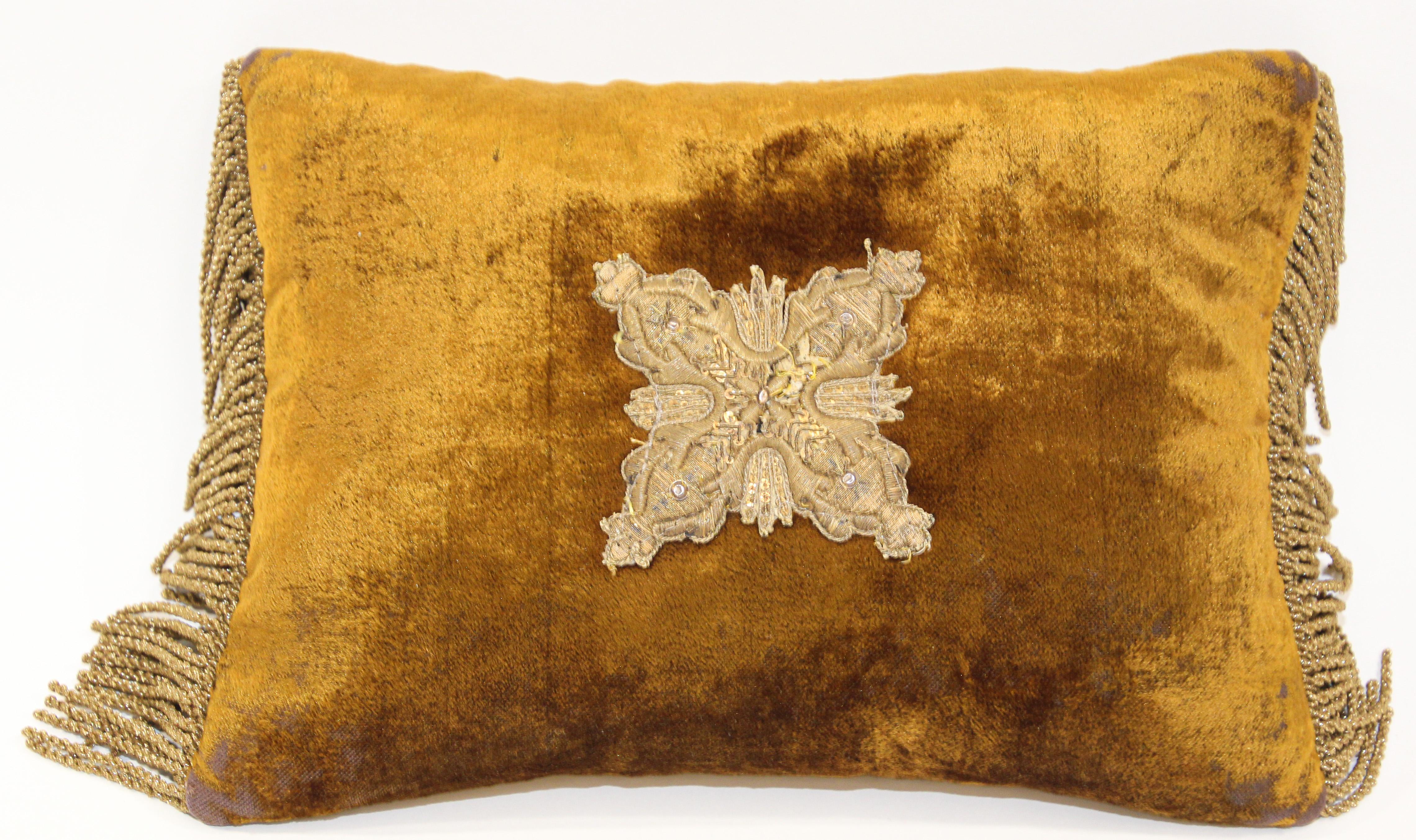 Gold Silk Velvet Throw Pillow Embroidered with Mettalic Design For Sale at  1stDibs