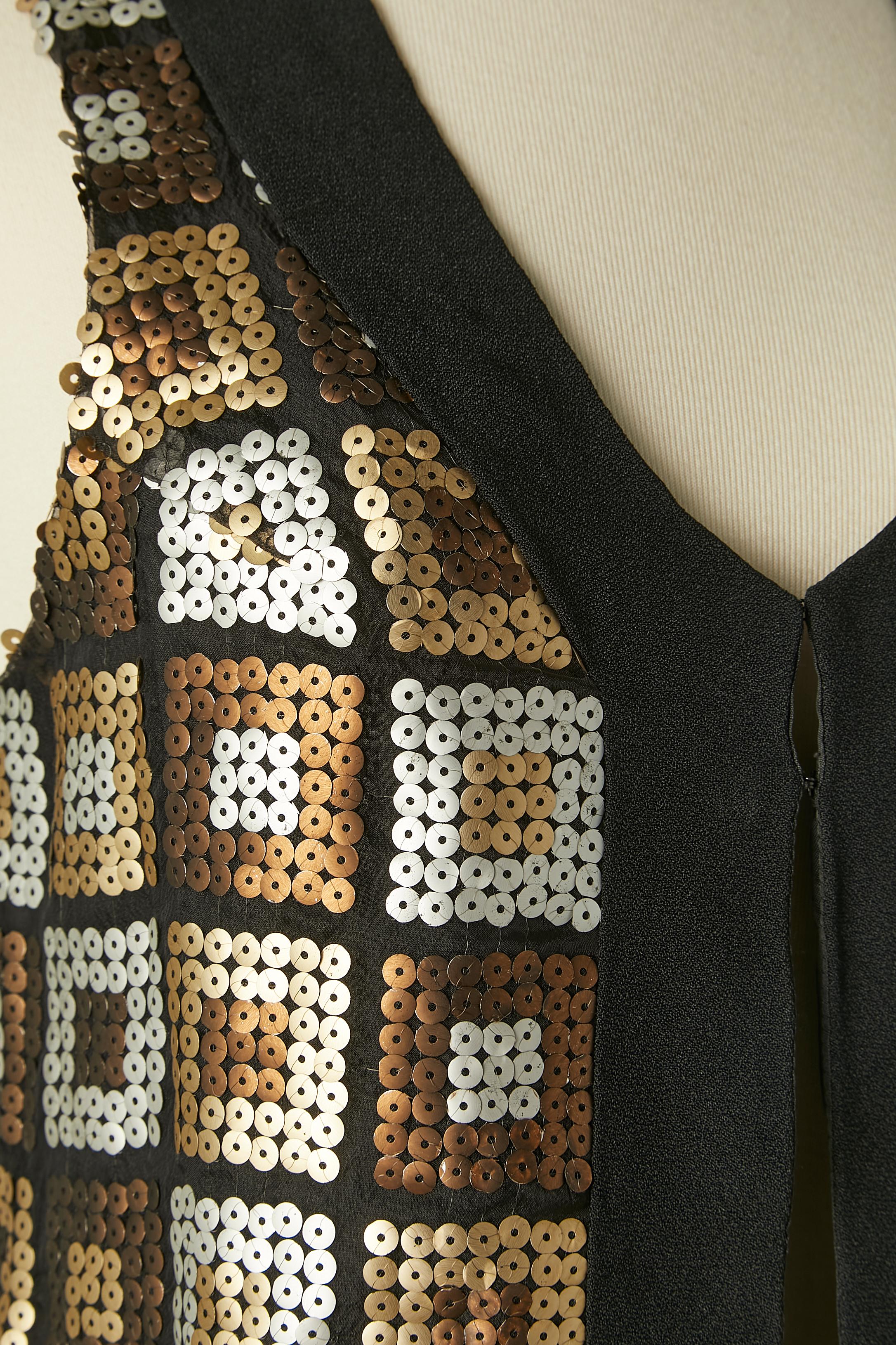 Gold, silver and copper sequins sleeveless vest Circa 1970's  In Excellent Condition For Sale In Saint-Ouen-Sur-Seine, FR