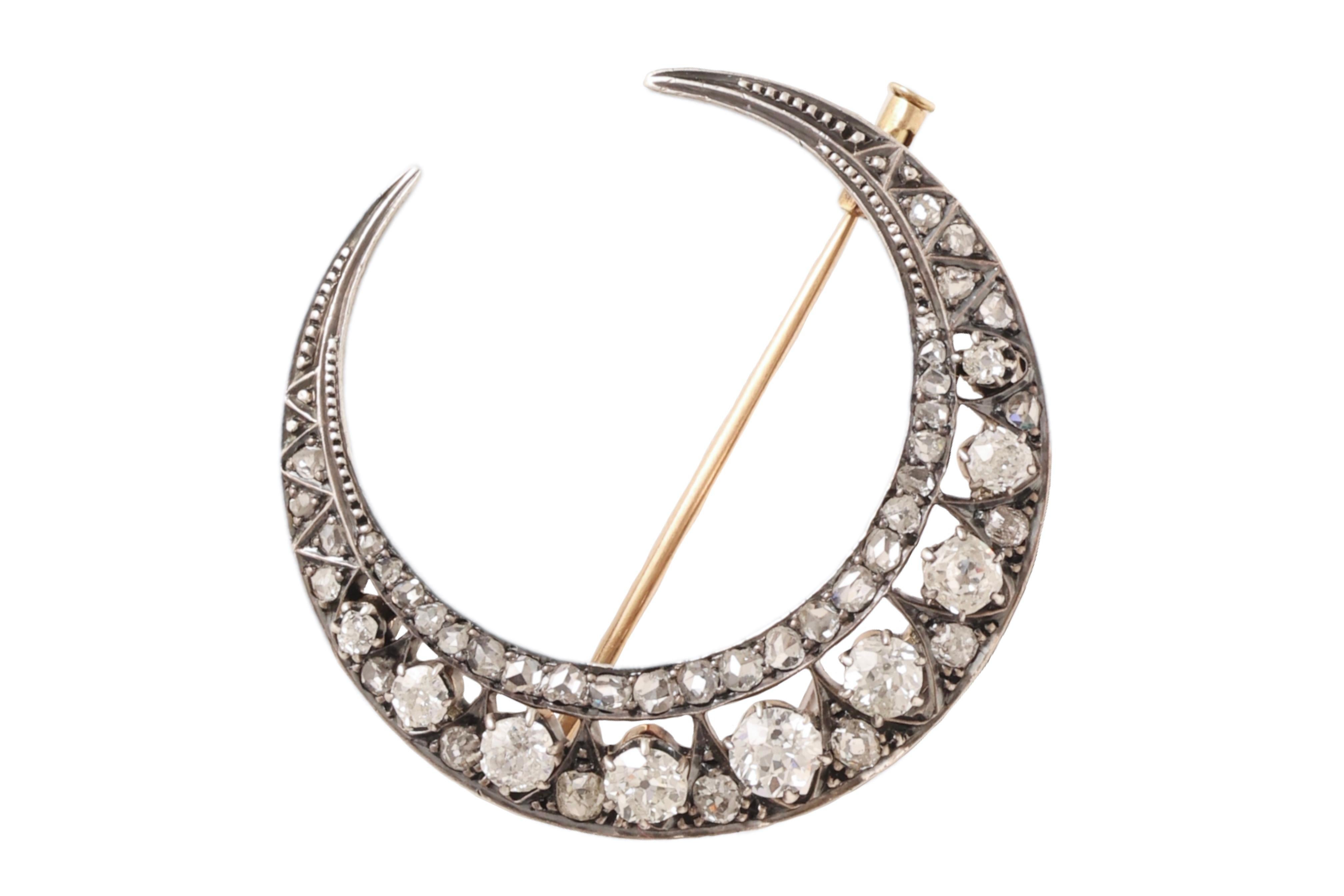 Victorian Gold & Silver Brooch with 3.45 Ct. Old Mine & Rose Cut Diamond For Sale