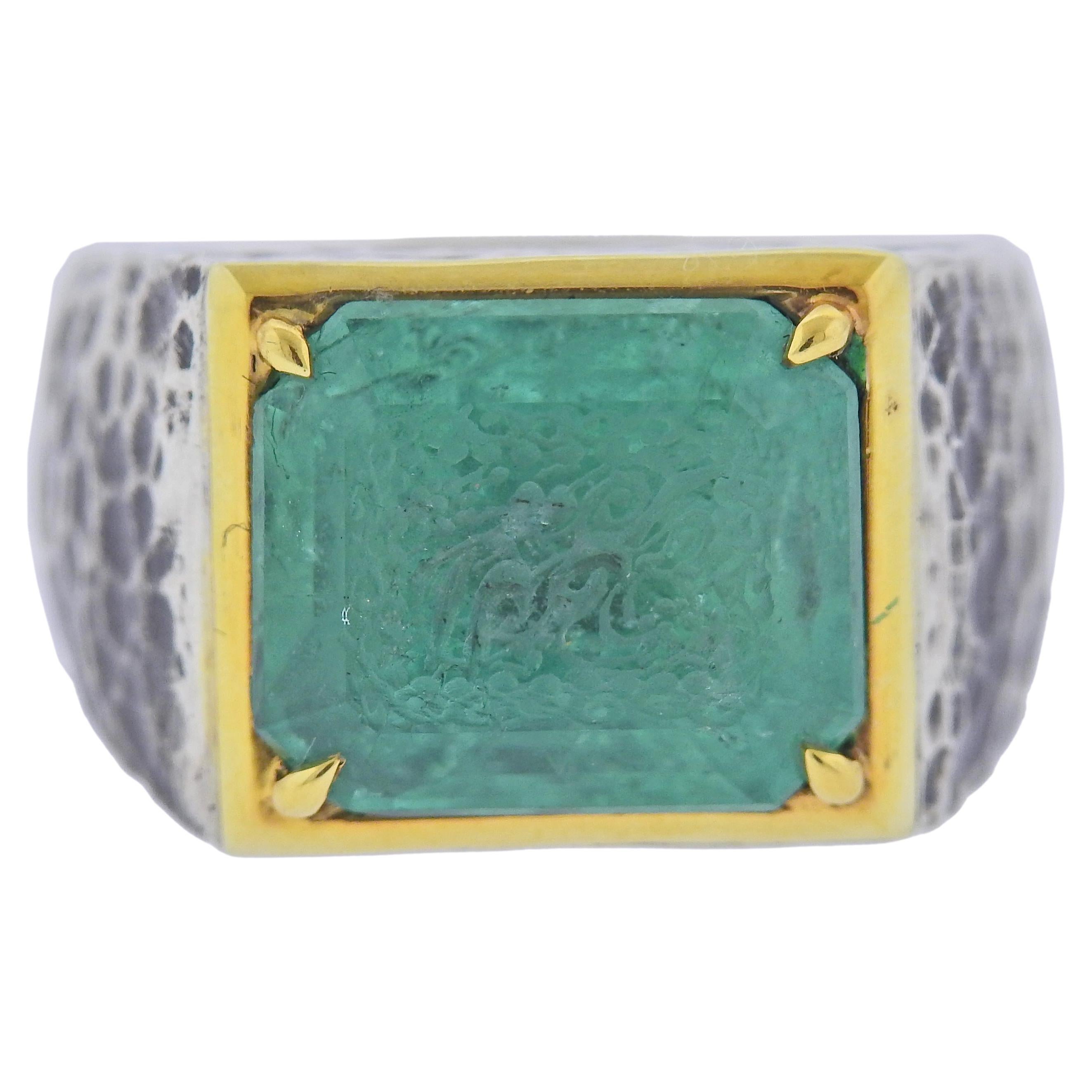 Gold Silver Emerald Carved Ring For Sale