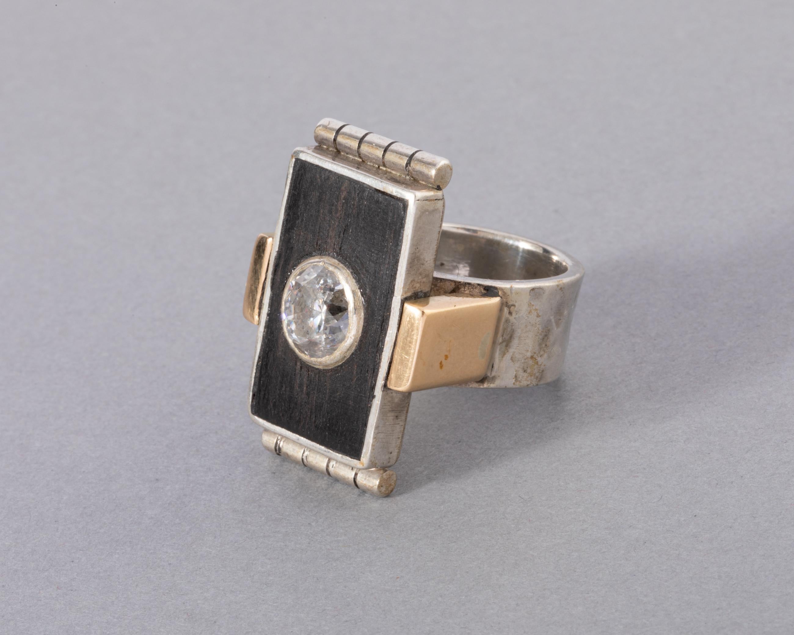 Gold Silver Wood and 1.80 Carats Diamond Art Deco Ring by Jean Desprès In Good Condition For Sale In Saint-Ouen, FR