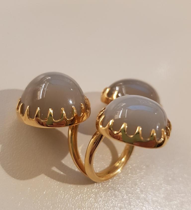 Gold Smoky Grey Moonstone Modern Ring In New Condition For Sale In Findikli, Beyoglu