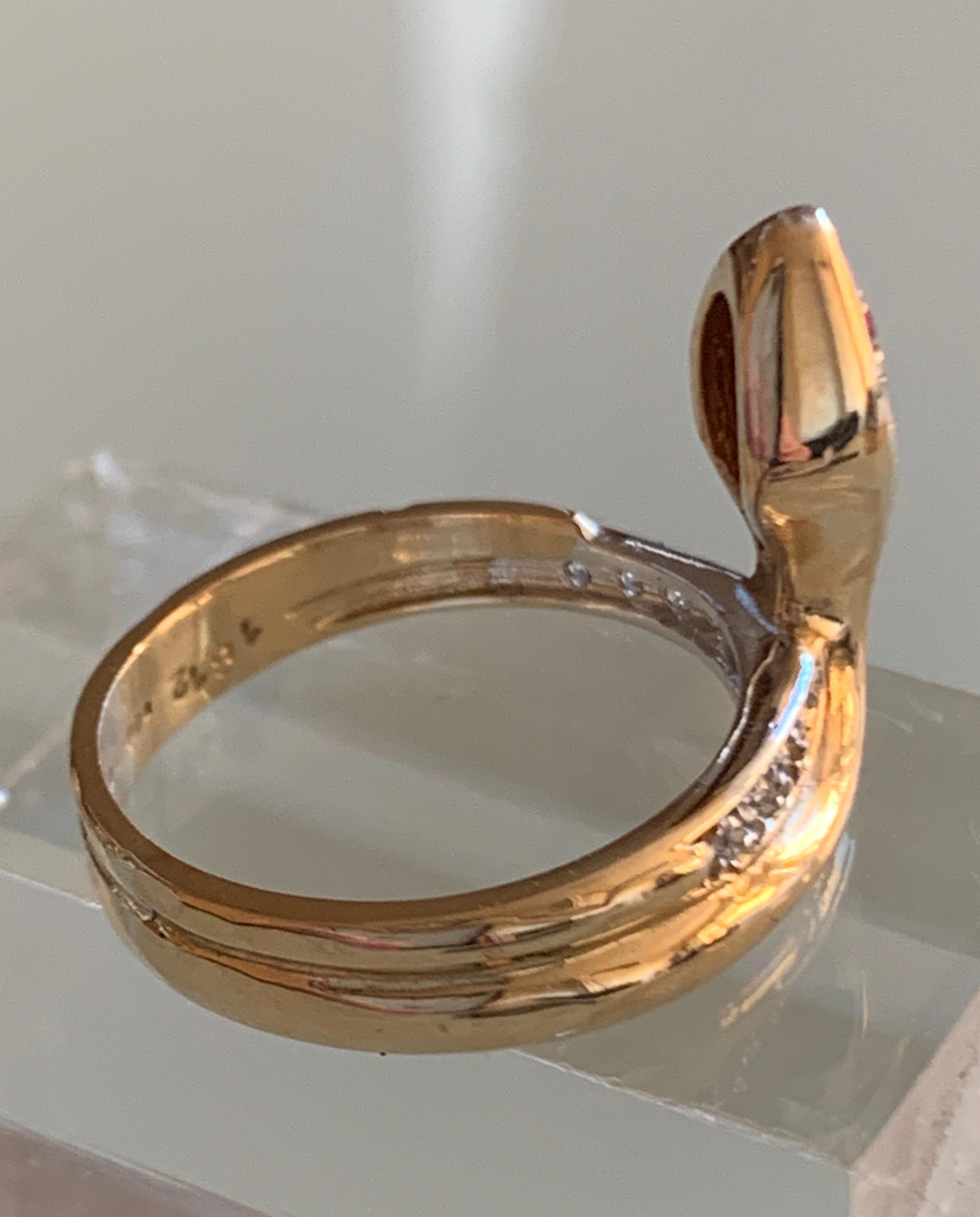 Gold Snake Ring 9ct Hallmarked For Sale 1