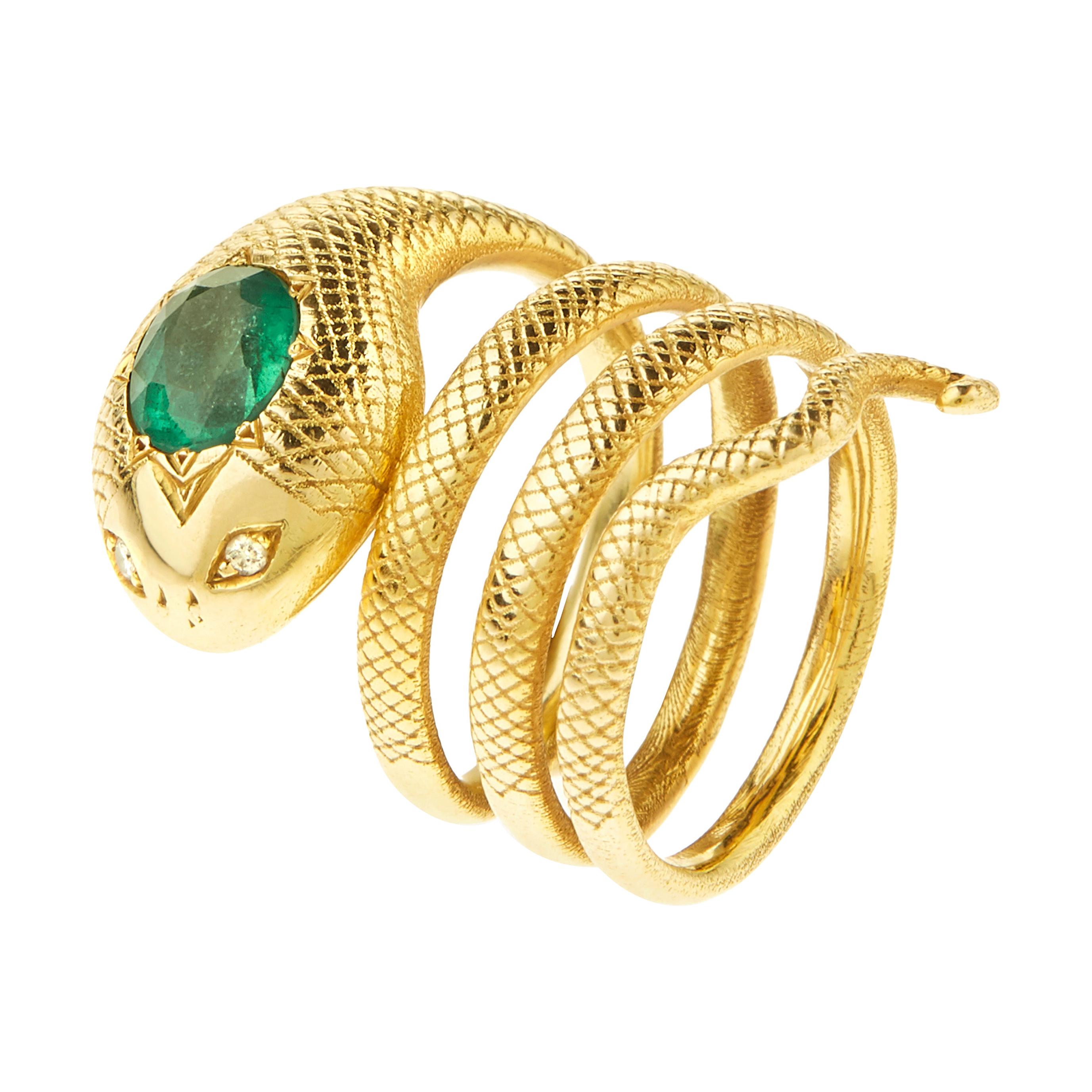 Gold Snake Ring with 1.20 Carat Emerald and 0.04 Carat Diamonds For Sale