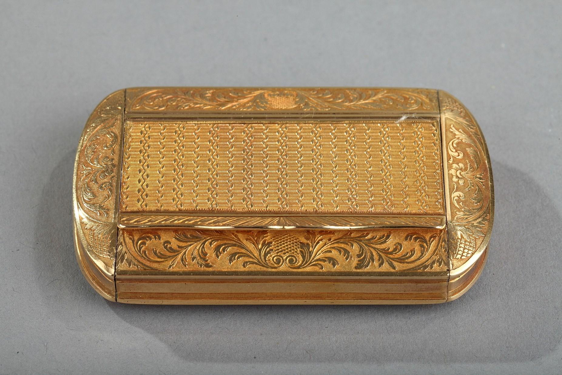 Gold Snuff Box, Restauration Period, circa 1820-1830 In Good Condition For Sale In Paris, FR