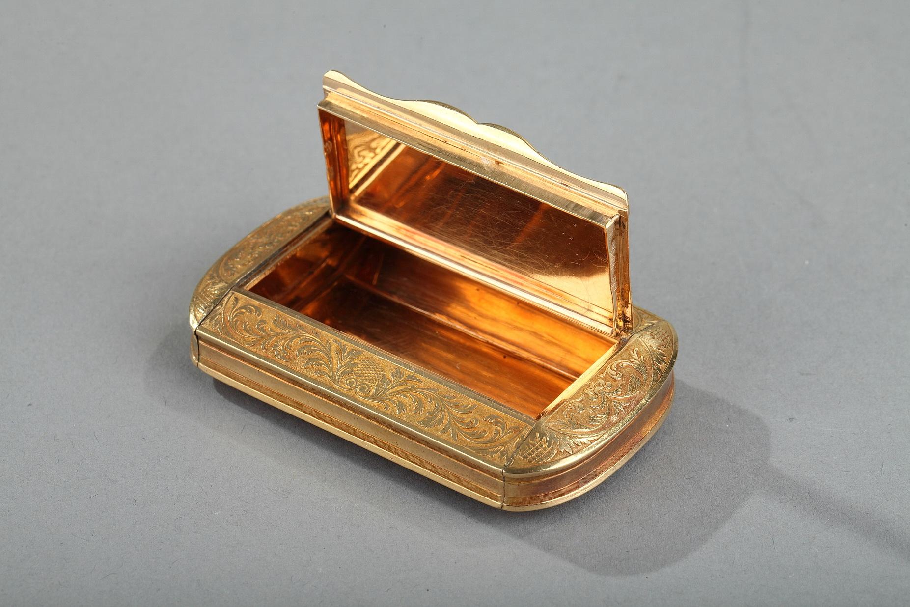 Early 19th Century Gold Snuff Box, Restauration Period, circa 1820-1830 For Sale