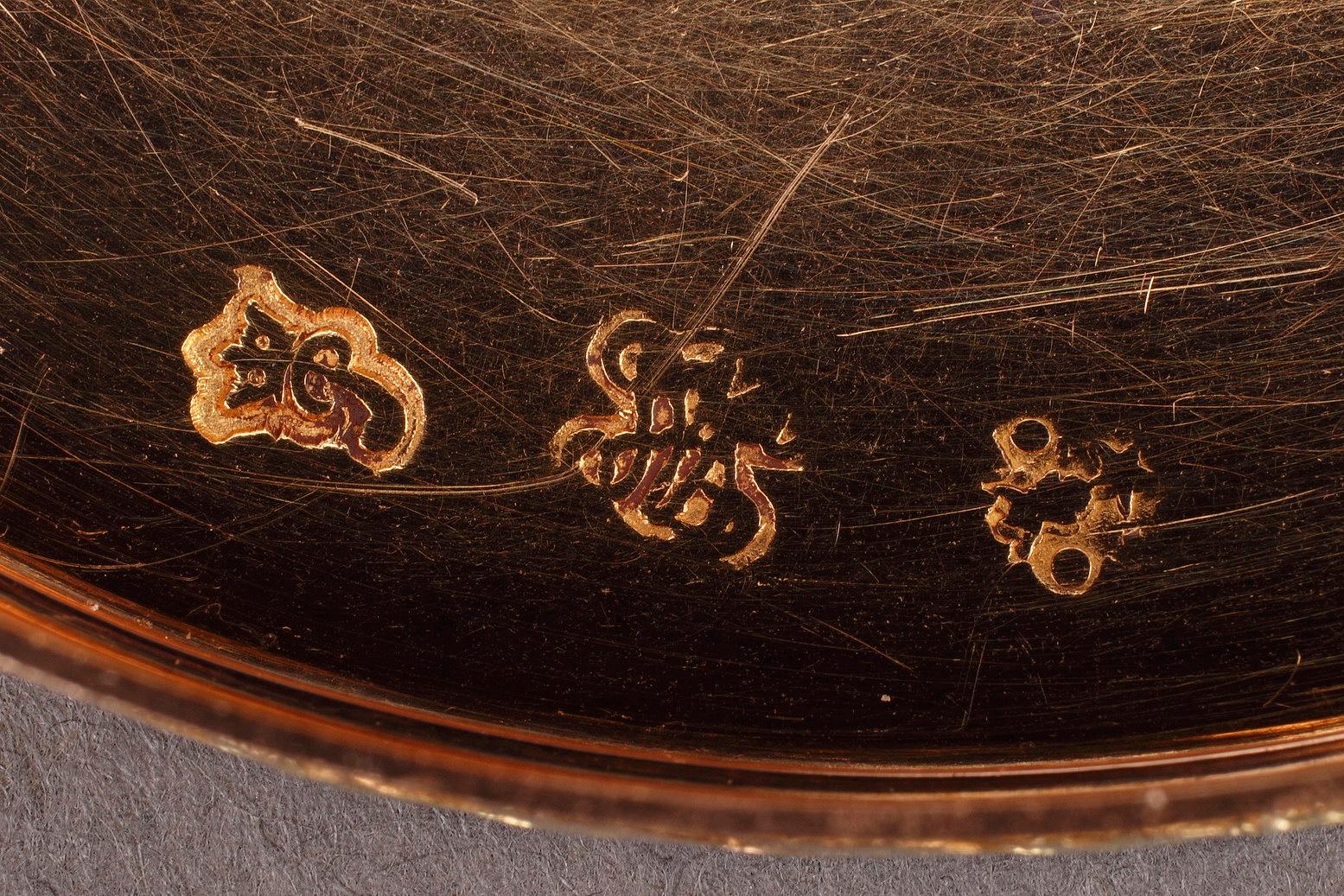 Gold Snuffbox, Louis XVI Period 10