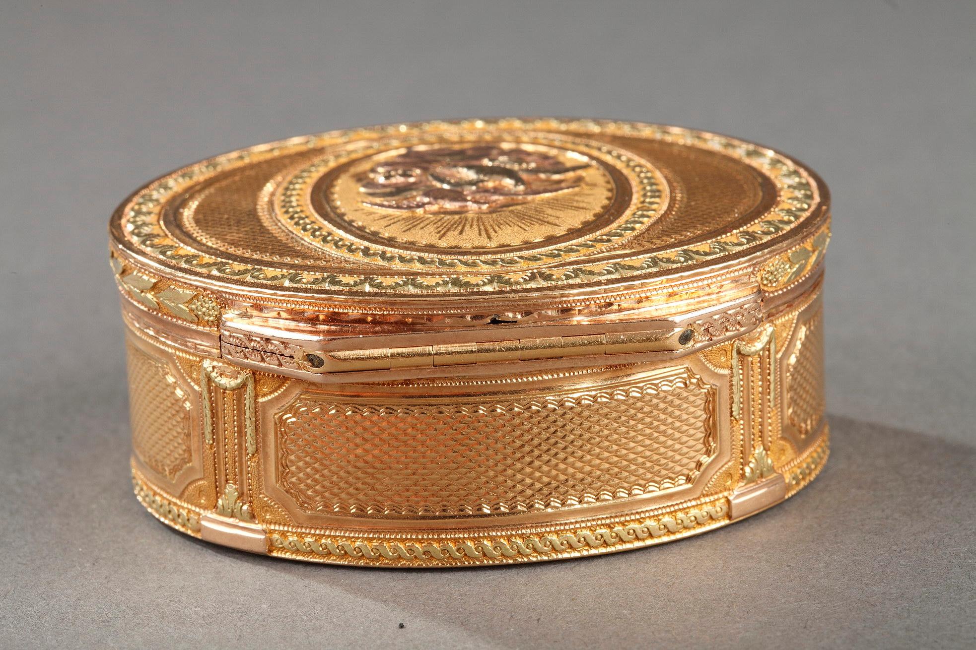 Gold Snuffbox, Louis XVI Period 2