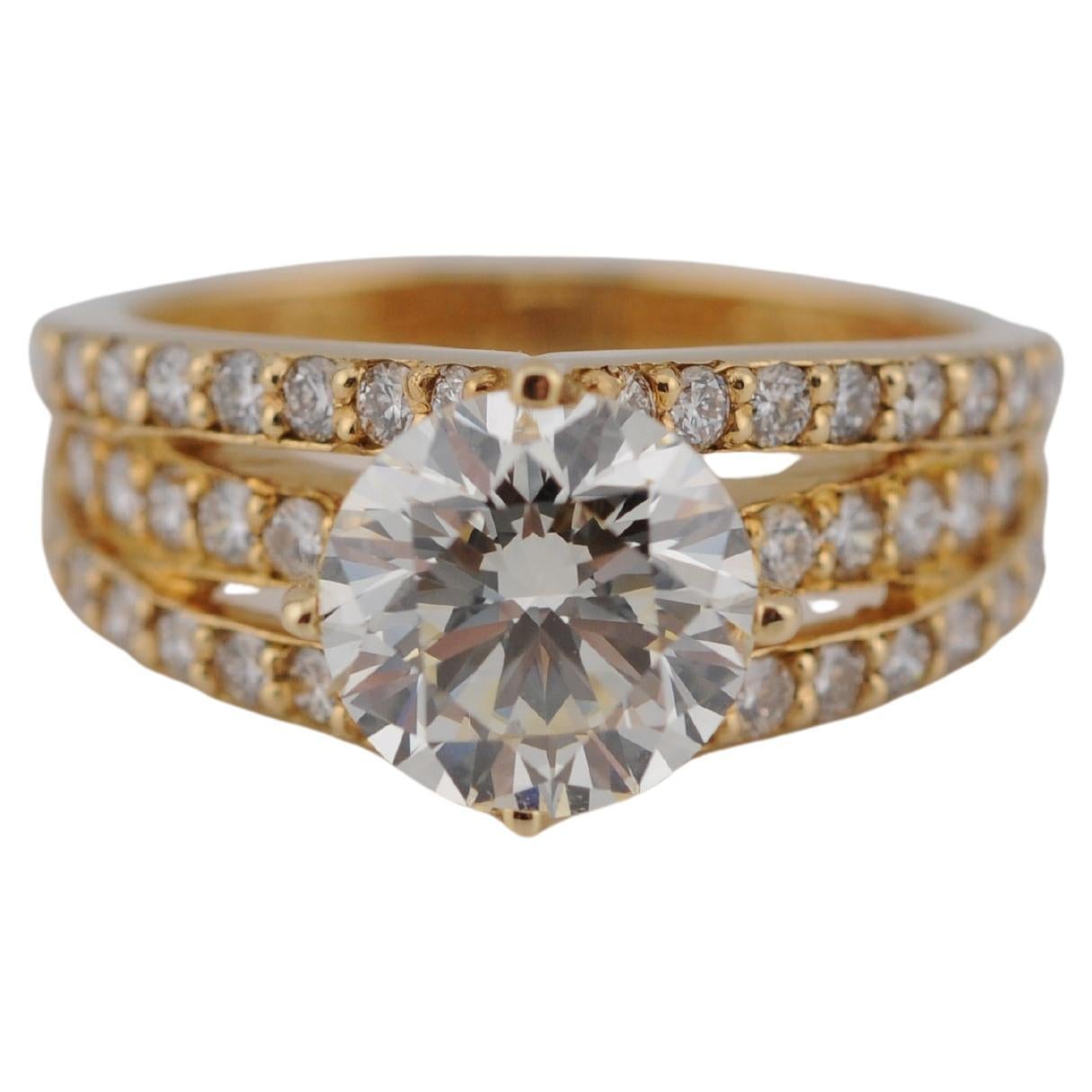Gold Solitaire Ring with 2ct Diamond Brilliant clarity:VVS1
