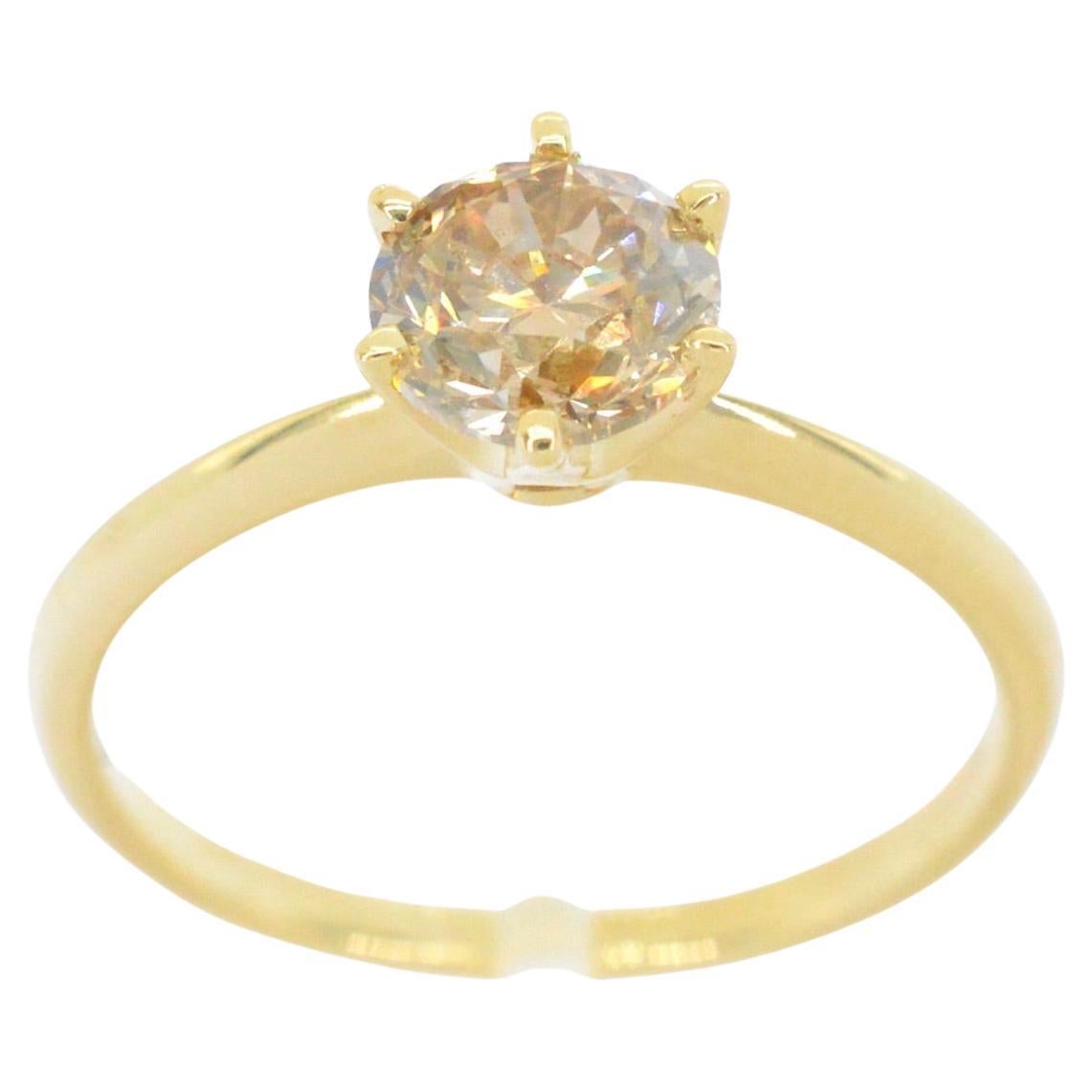 Gold solitaire ring with diamond 1.01 carat