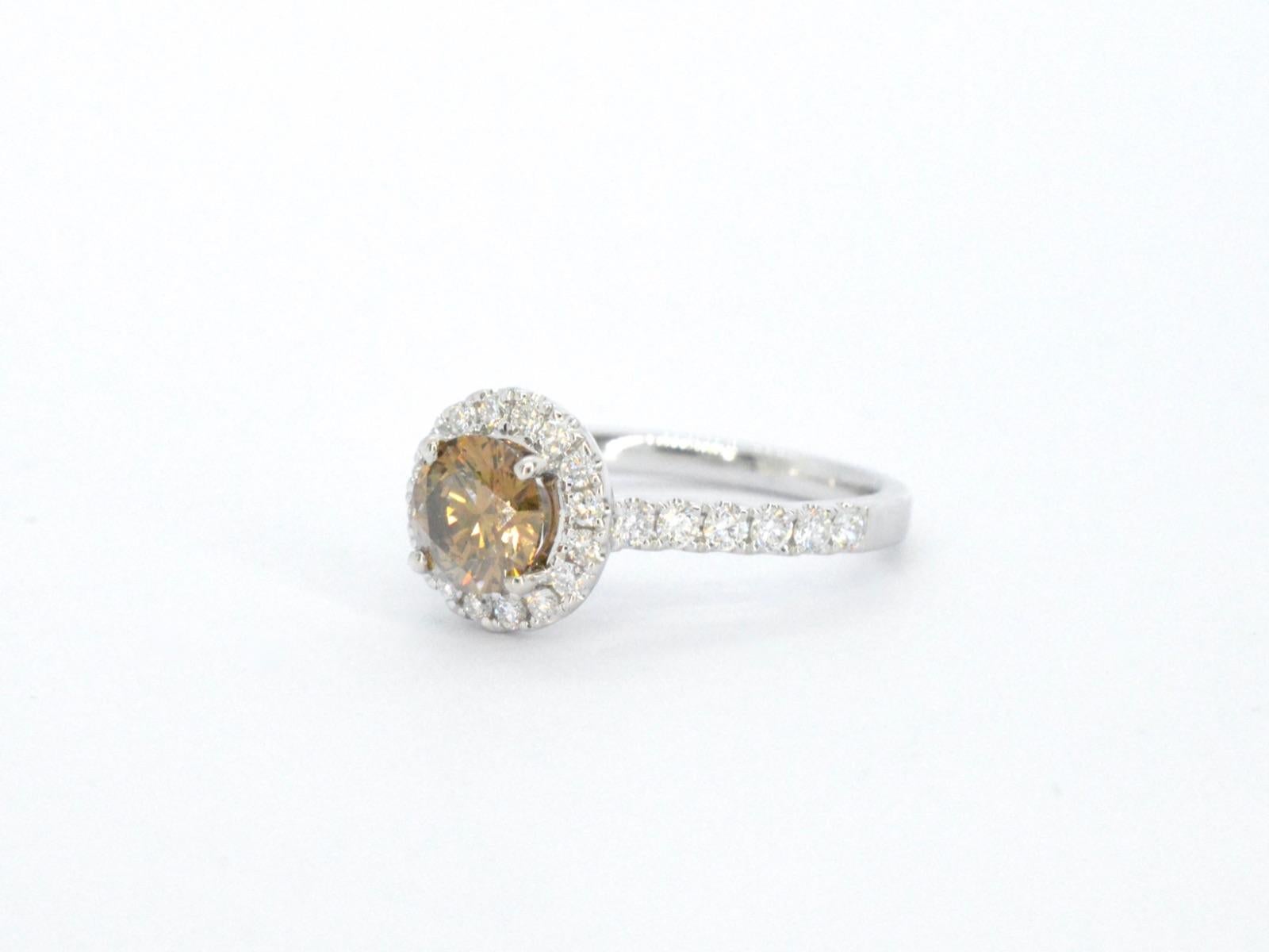 Gold Solitaire Ring with Diamonds For Sale 2
