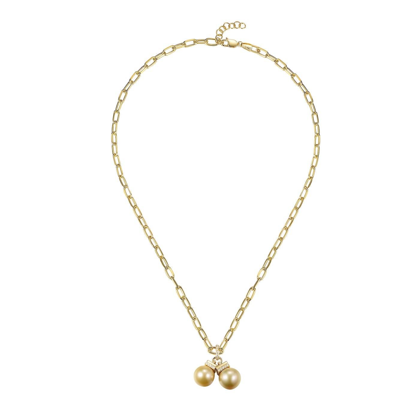 Contemporary Gold South Sea Pearl and Diamond Necklace in 18K Yellow Gold For Sale