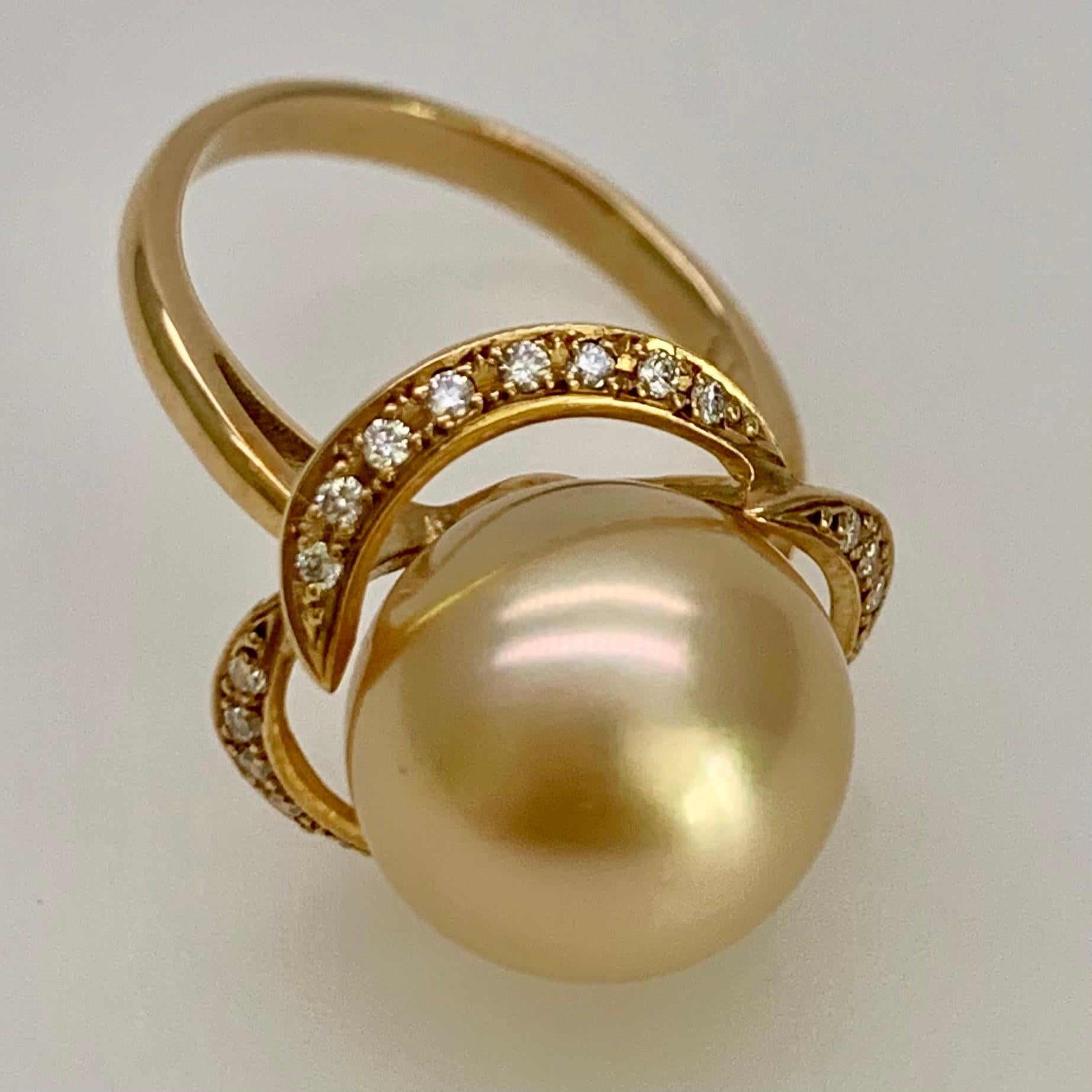 Gold South Sea Pearl Gold Diamond Ring, 'R55' In New Condition For Sale In City, SG