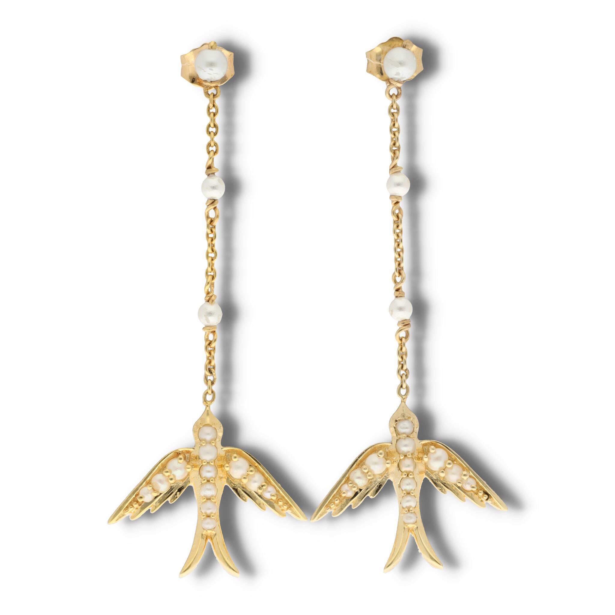 Solid 10K Gold Swallow Dangle Earrings, Long Pearl Bird Earrings In New Condition For Sale In Rottedam, NL