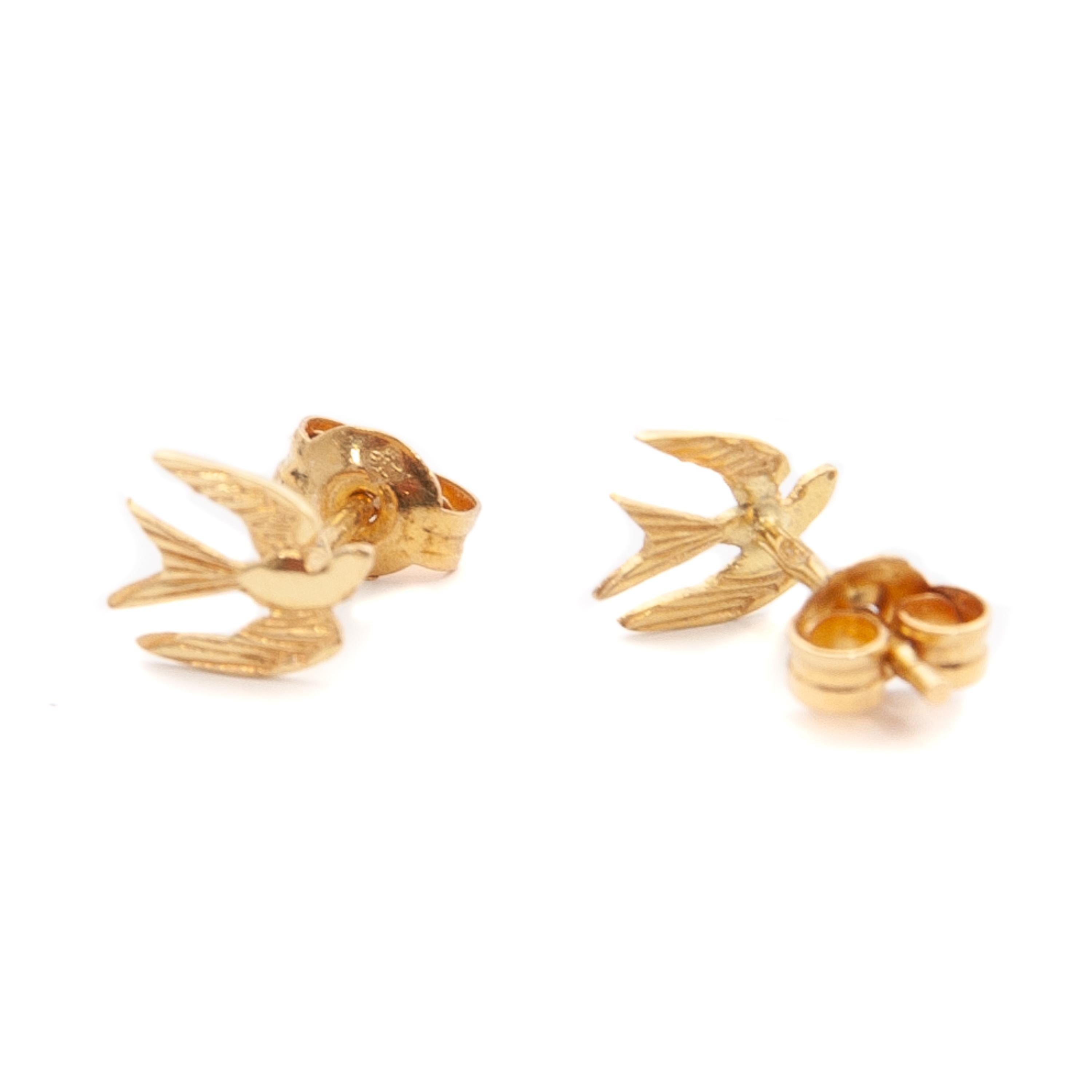 Contemporary Bird Swallow 18K Gold Stud Earrings