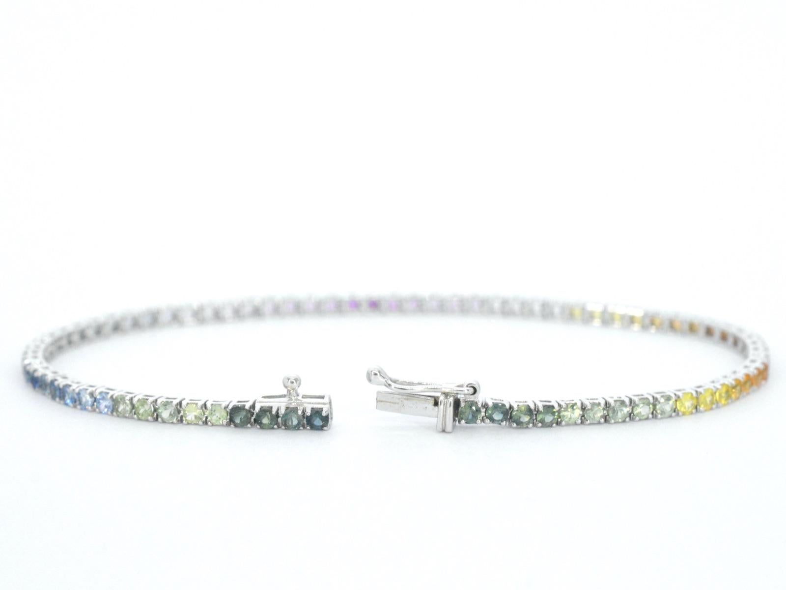 Gold tennis bracelet with 3.60 carat sapphires In Excellent Condition In AMSTELVEEN, NH