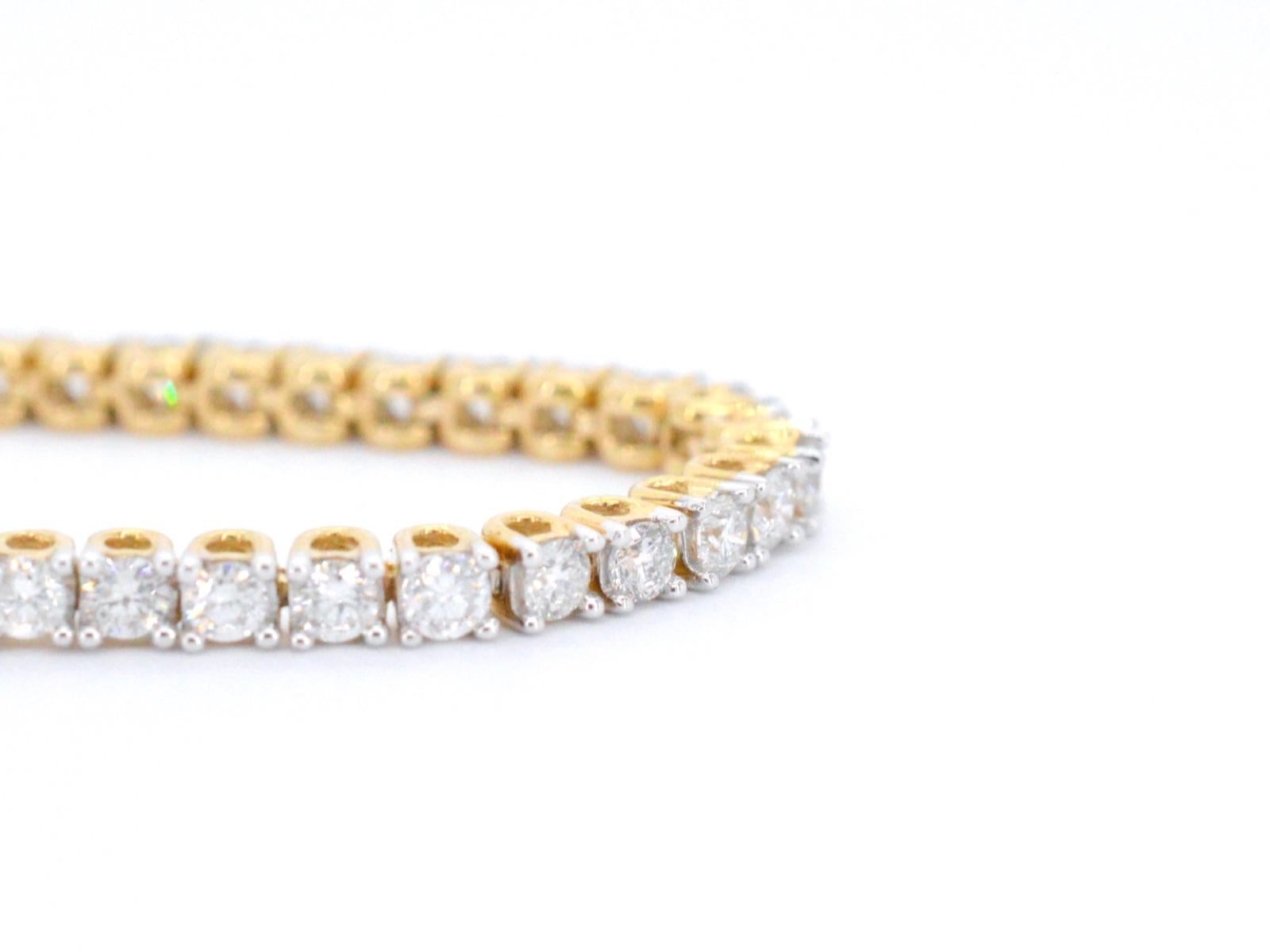 Women's Gold Tennis Bracelet with Diamonds 3.50 Carat For Sale