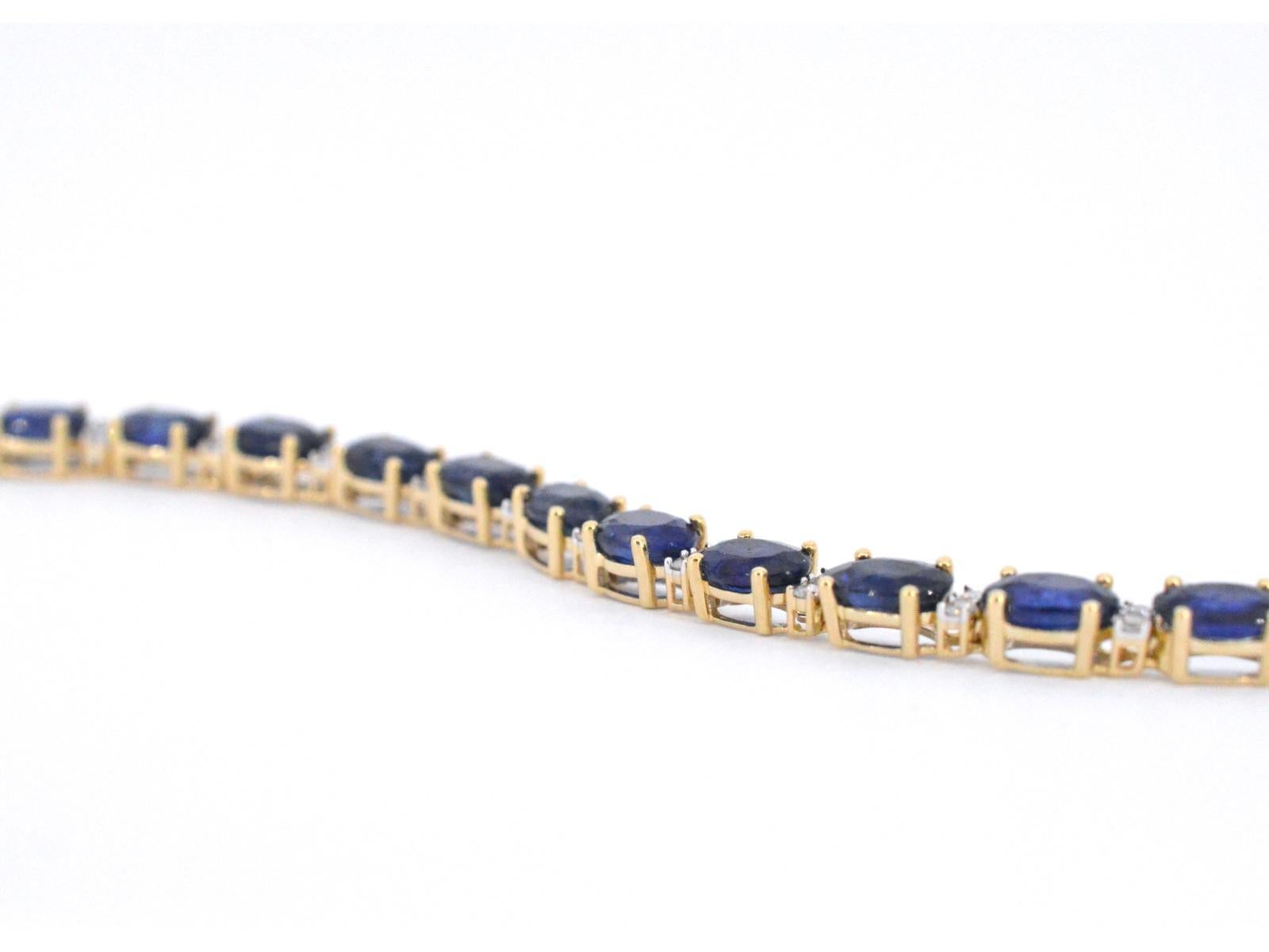 Gold Tennis Bracelet with Diamonds and Sapphire In New Condition For Sale In AMSTELVEEN, NH