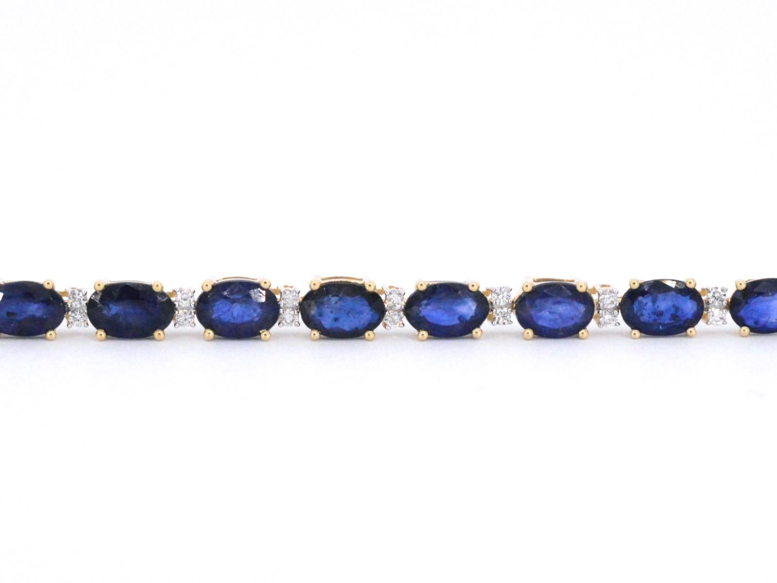 Women's Gold Tennis Bracelet with Diamonds and Sapphire For Sale