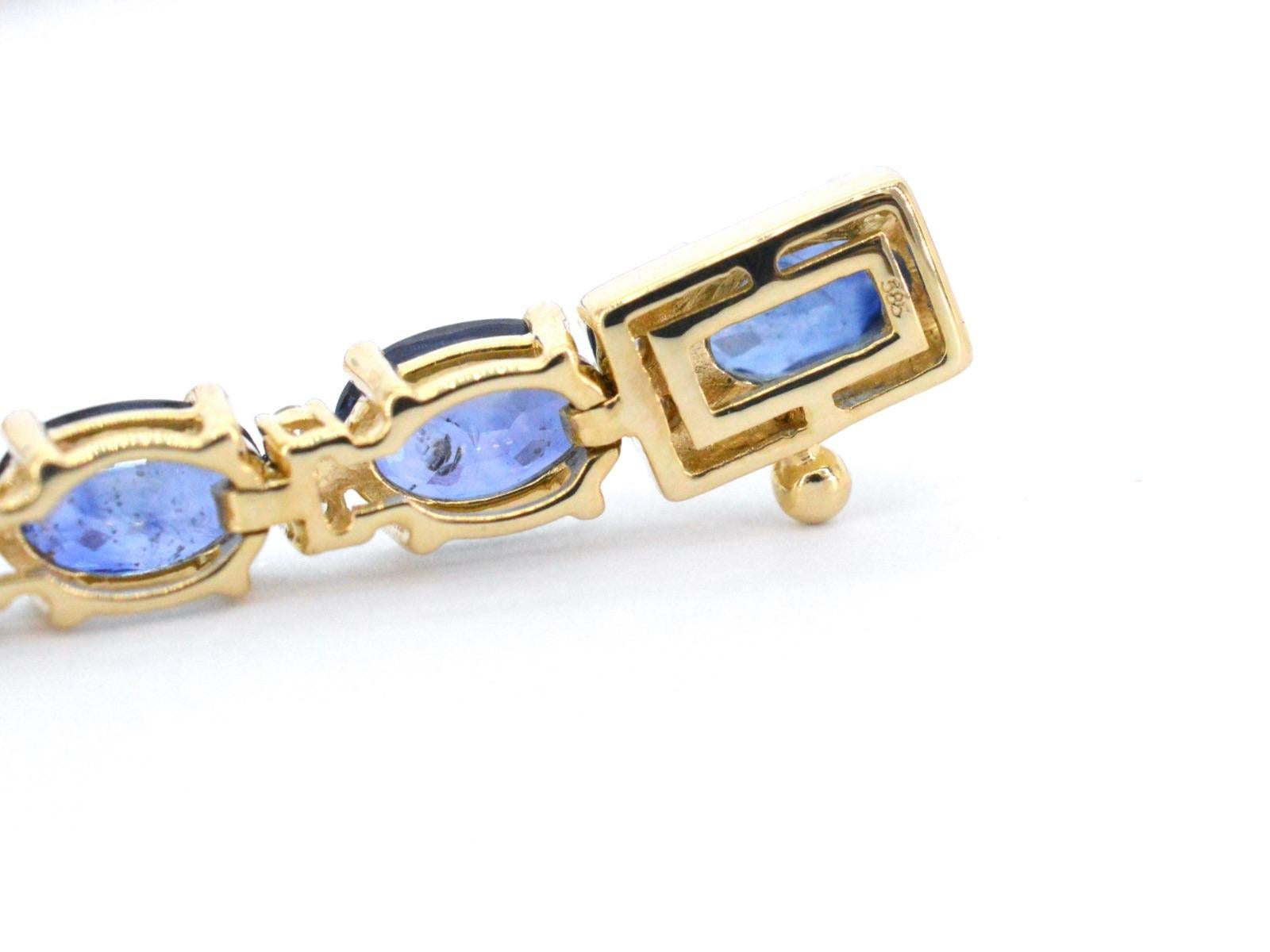 Gold Tennis Bracelet with Diamonds and Sapphire For Sale 1