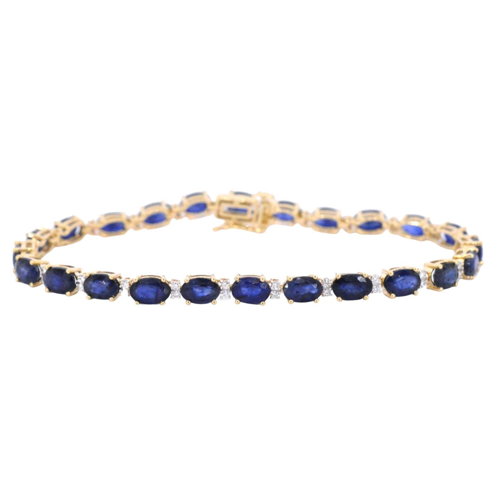 Gold Tennis Bracelet with Diamonds and Sapphire For Sale